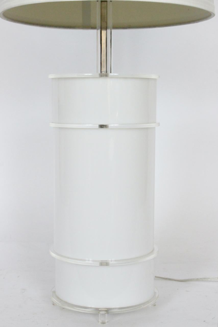 Neal Small Style White Lucite Table Lamp with Clear Lucite Detail, 1970s In Good Condition For Sale In Bainbridge, NY
