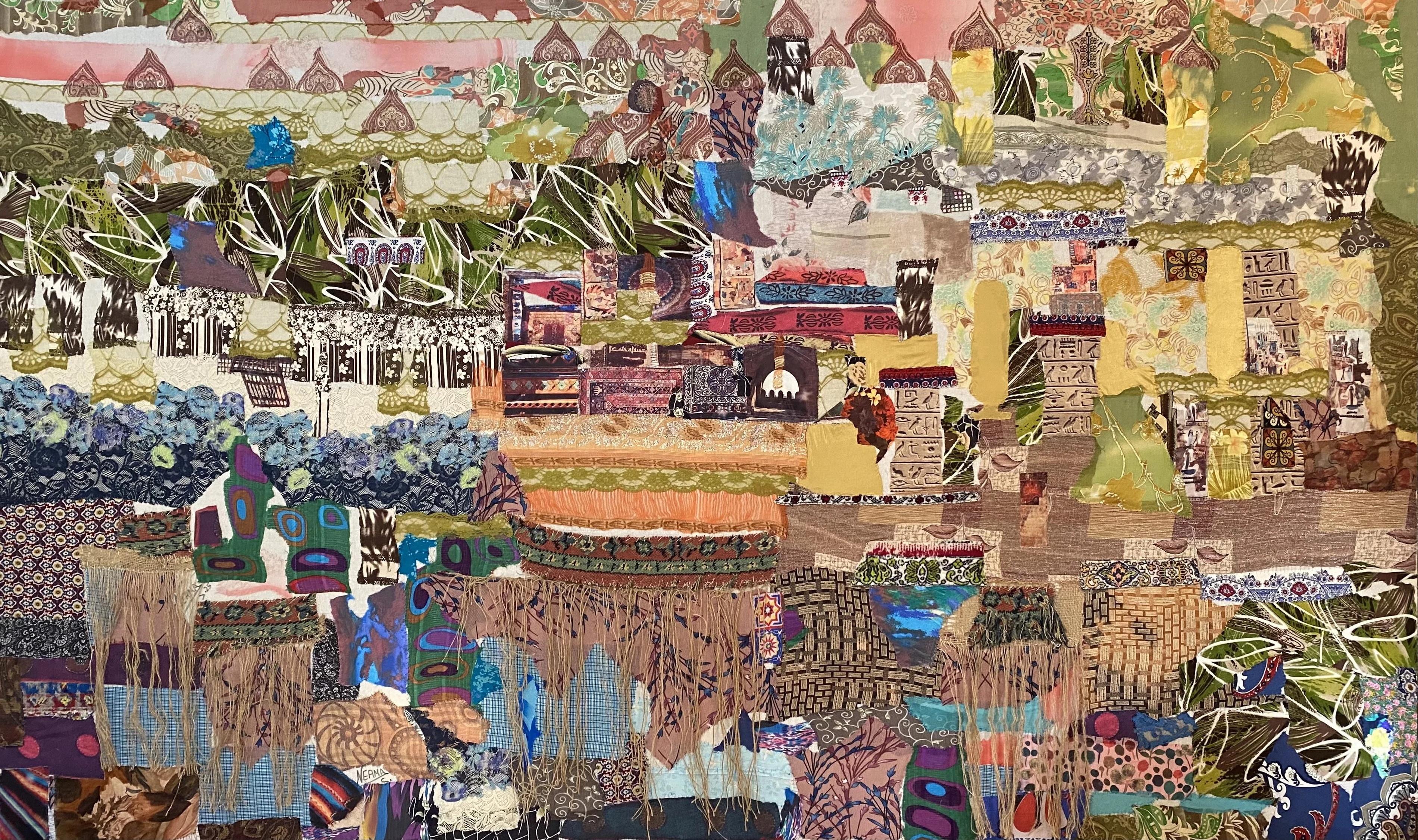 "Erinnerungen" Textilgemälde 59" x 98" Zoll von Neama El Sanhoury

Medium: Stoffapplikation auf Leinen

KÜNSTLER BIO
Neama El Sanhourys Aufwachsen in einem, wie sie es nennt, kultivierten Haushalt hat vor allem dazu geführt, dass sie den Reichtum