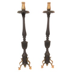 Coppia di sedie tardo-barocche napoletane del XVIII secolo  Candelieri da altare in bronzo