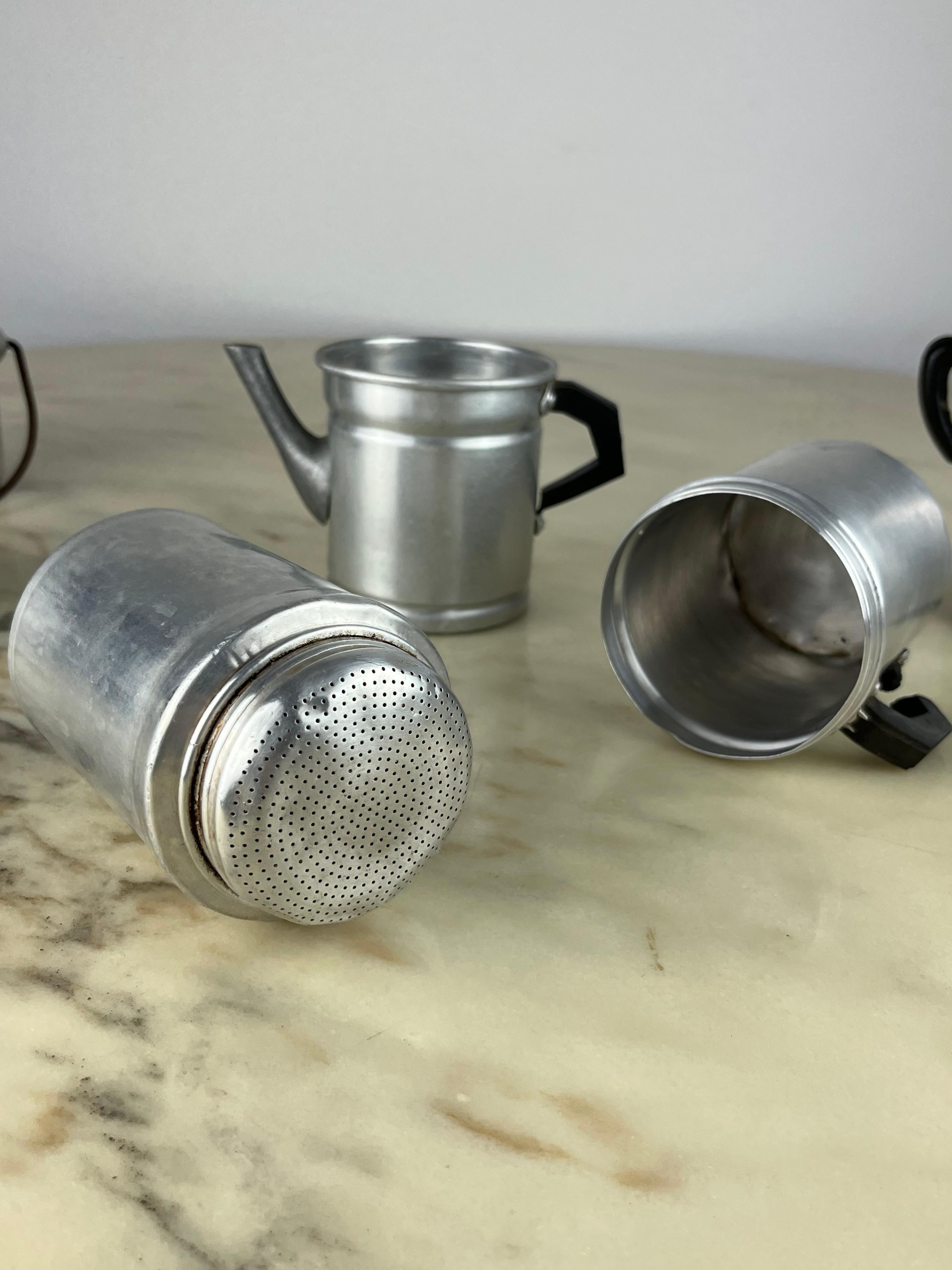 Set of 5 Aluminum Neapolitan Coffee Maker and Other Objects, Italy, 1940s For Sale 1