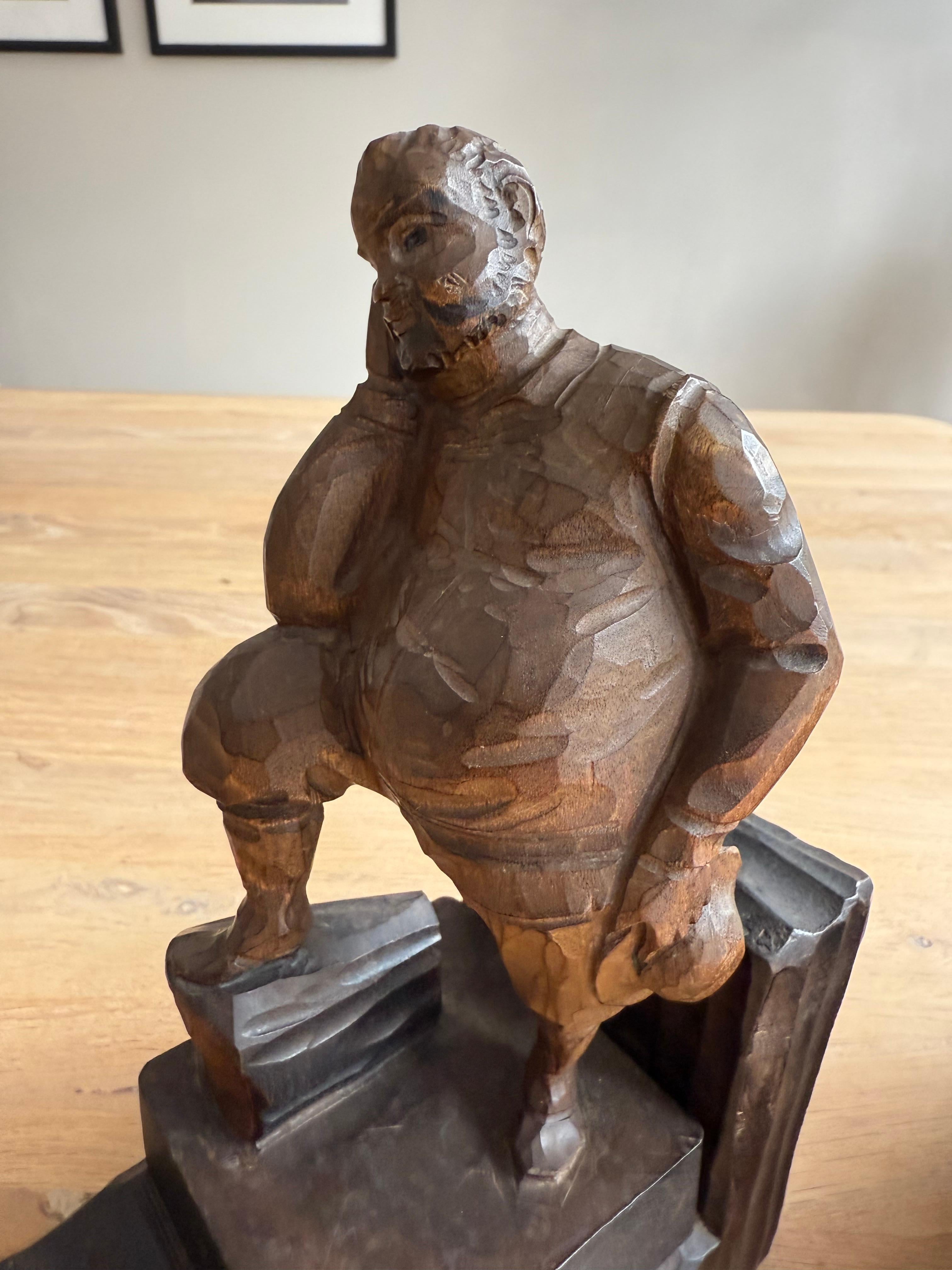 Reggilibri scultura Don Chisciotte e Sancho Panza, quasi antichi, intagliati a mano in legno in vendita 4