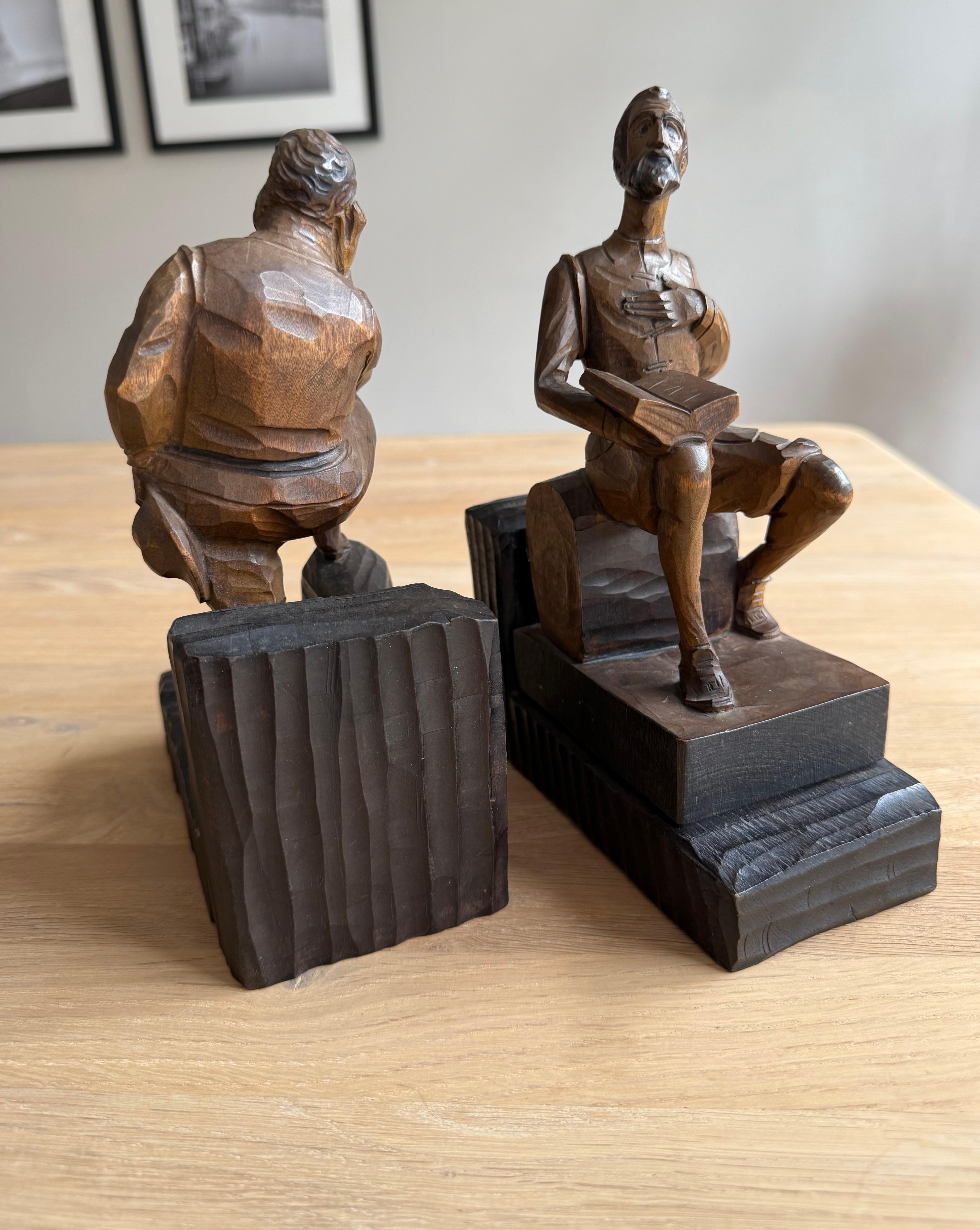 Reggilibri scultura Don Chisciotte e Sancho Panza, quasi antichi, intagliati a mano in legno in vendita 9