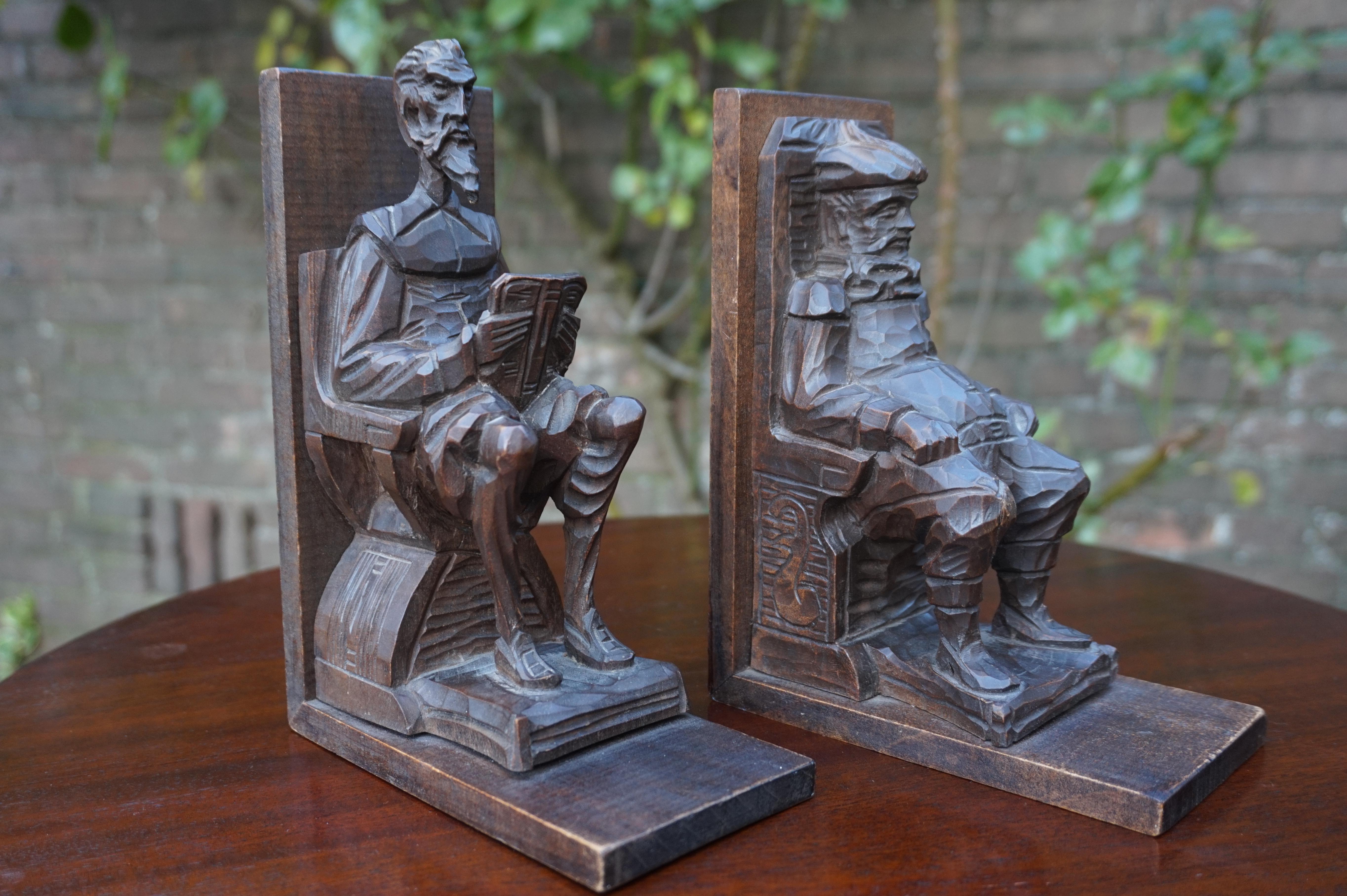 Well carved and mint condition, famous novel bookends.

If you are looking for a pair of decorative, practical and well crafted bookends then this rare pair could be perfect for you. The taller and slimmer figure obviously is Don Quixote. Here he is