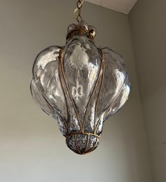 Große antike venezianische Murano Pendelleuchte w. Geblasenes Rauchglas in Eisenrahmen