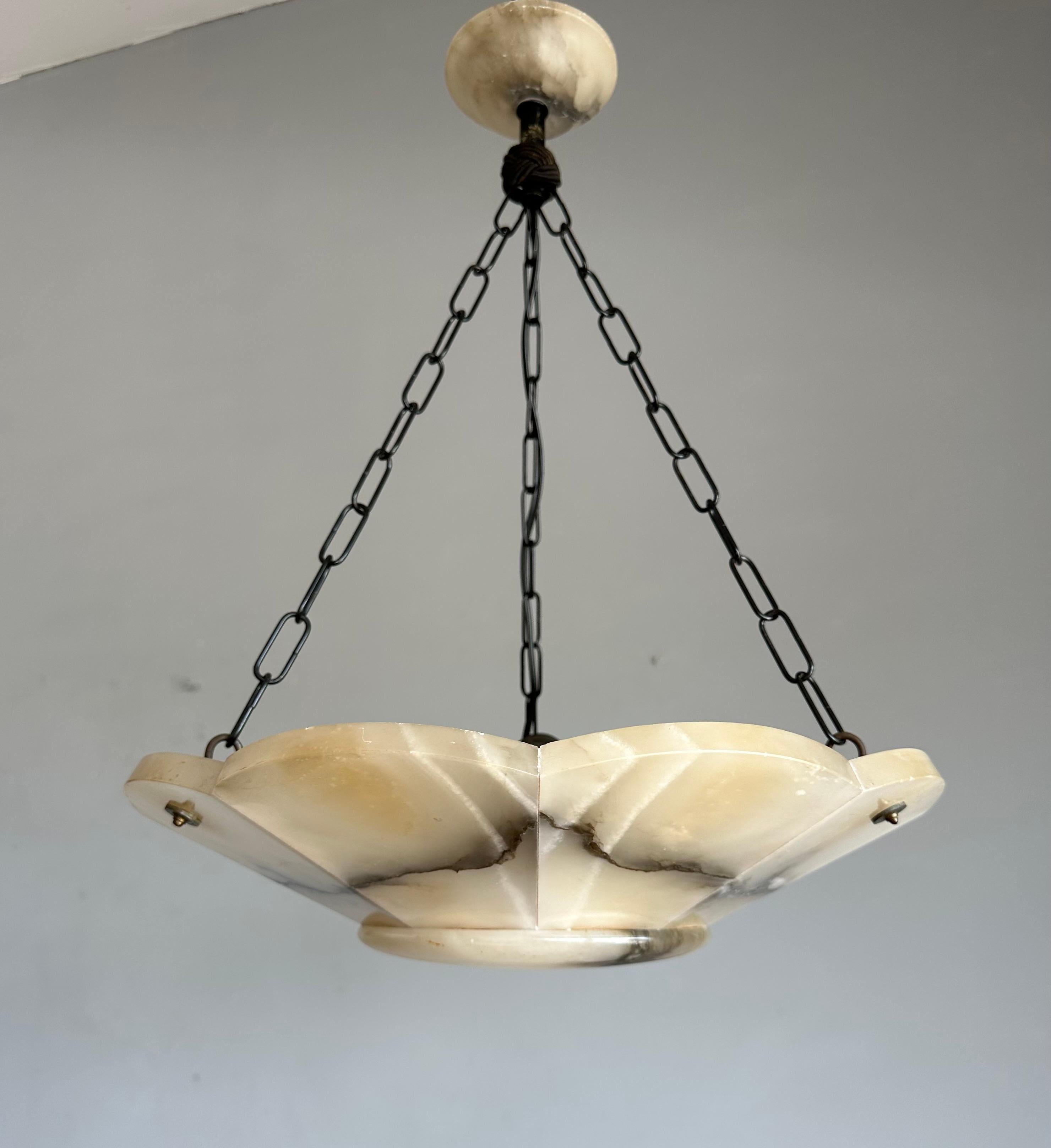 lampadario bianco e nero