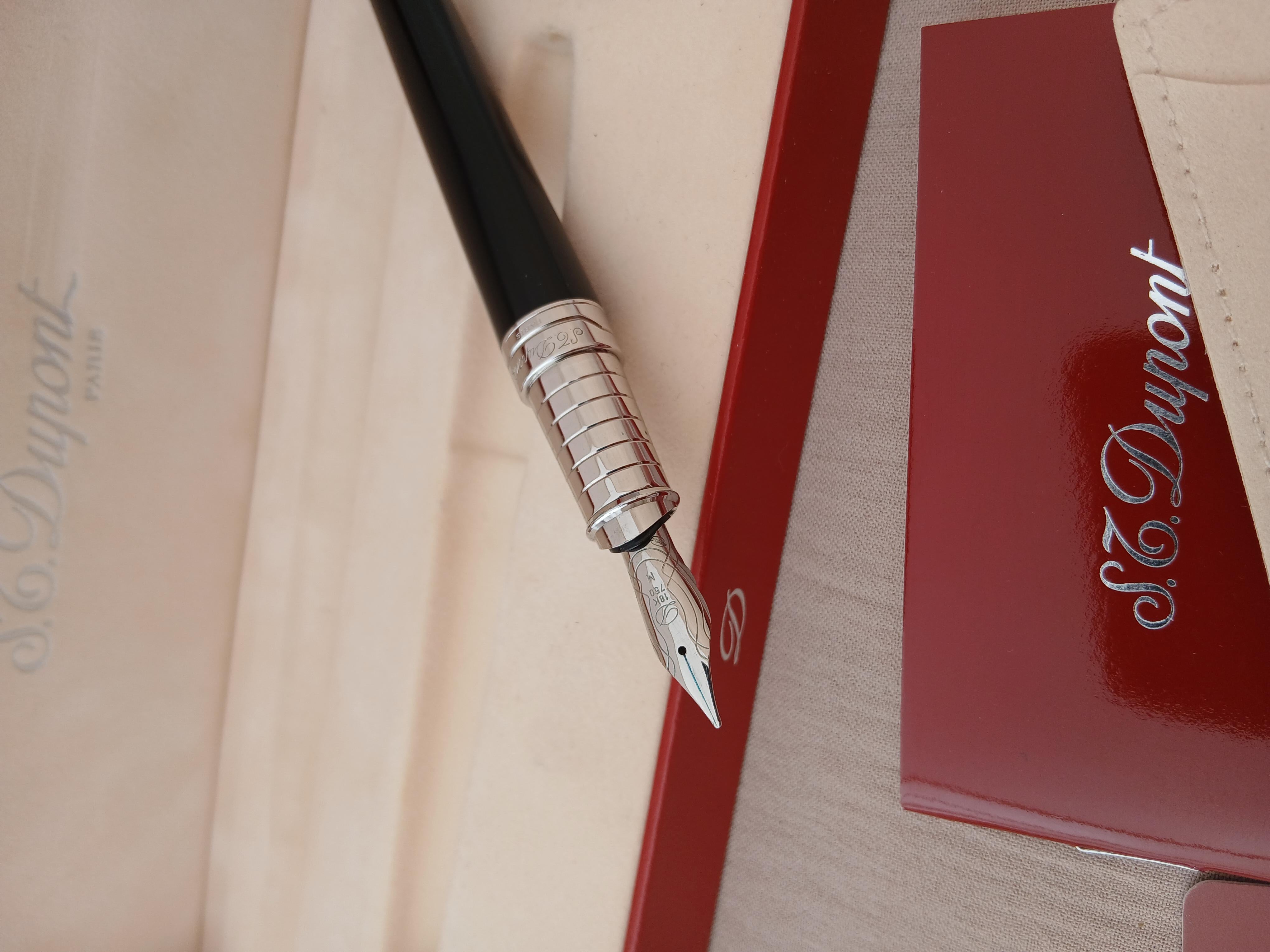 Presque Mint S.T. Dupont Olympio Largest Size Stylo Plume 18kt Set complet Excellent état - En vente à Toronto, CA