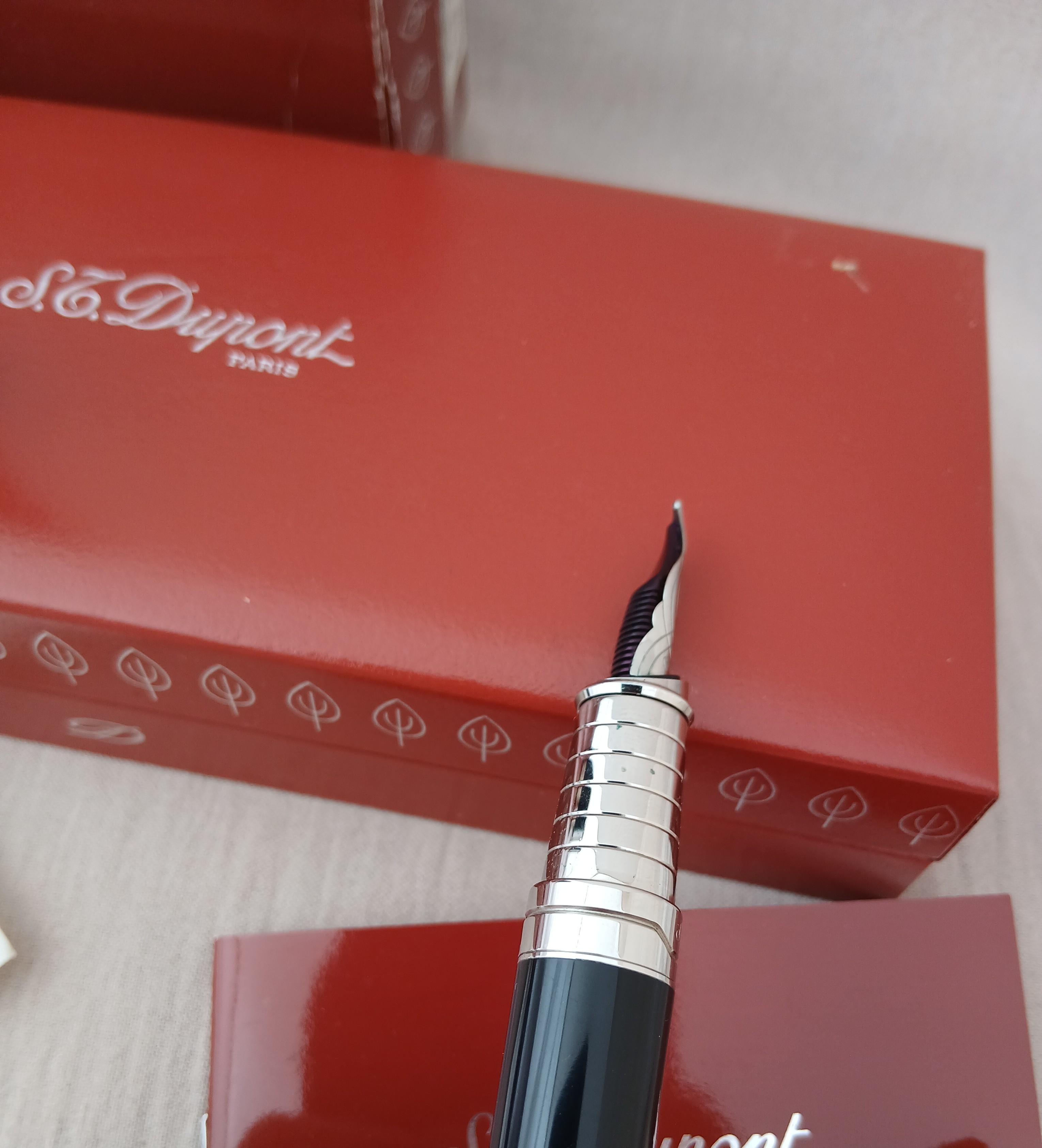 Presque Mint S.T. Dupont Olympio Largest Size Stylo Plume 18kt Set complet en vente 1