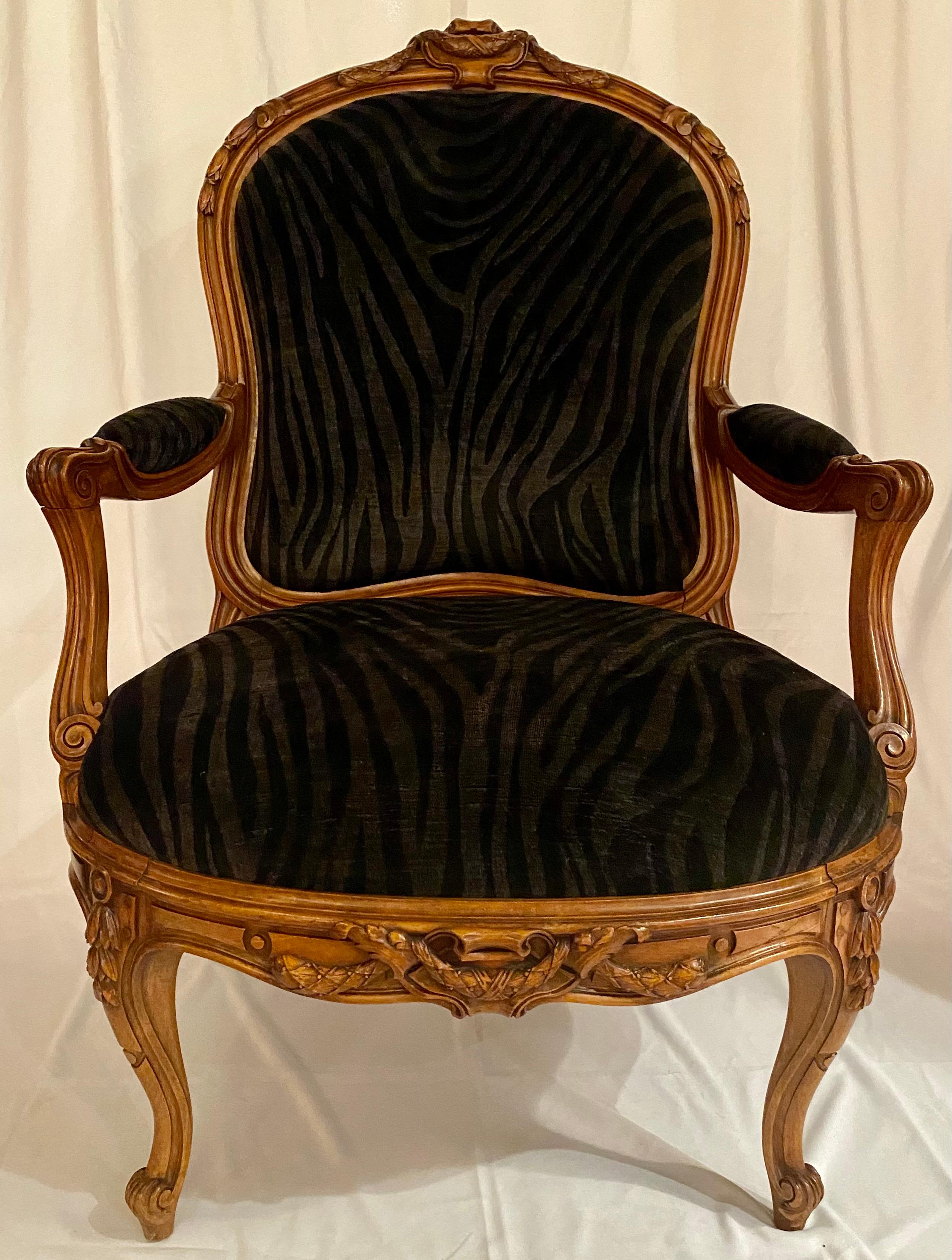 Near Pair of Antique French Carved Walnut Armchairs, circa 1890 In Good Condition In New Orleans, LA