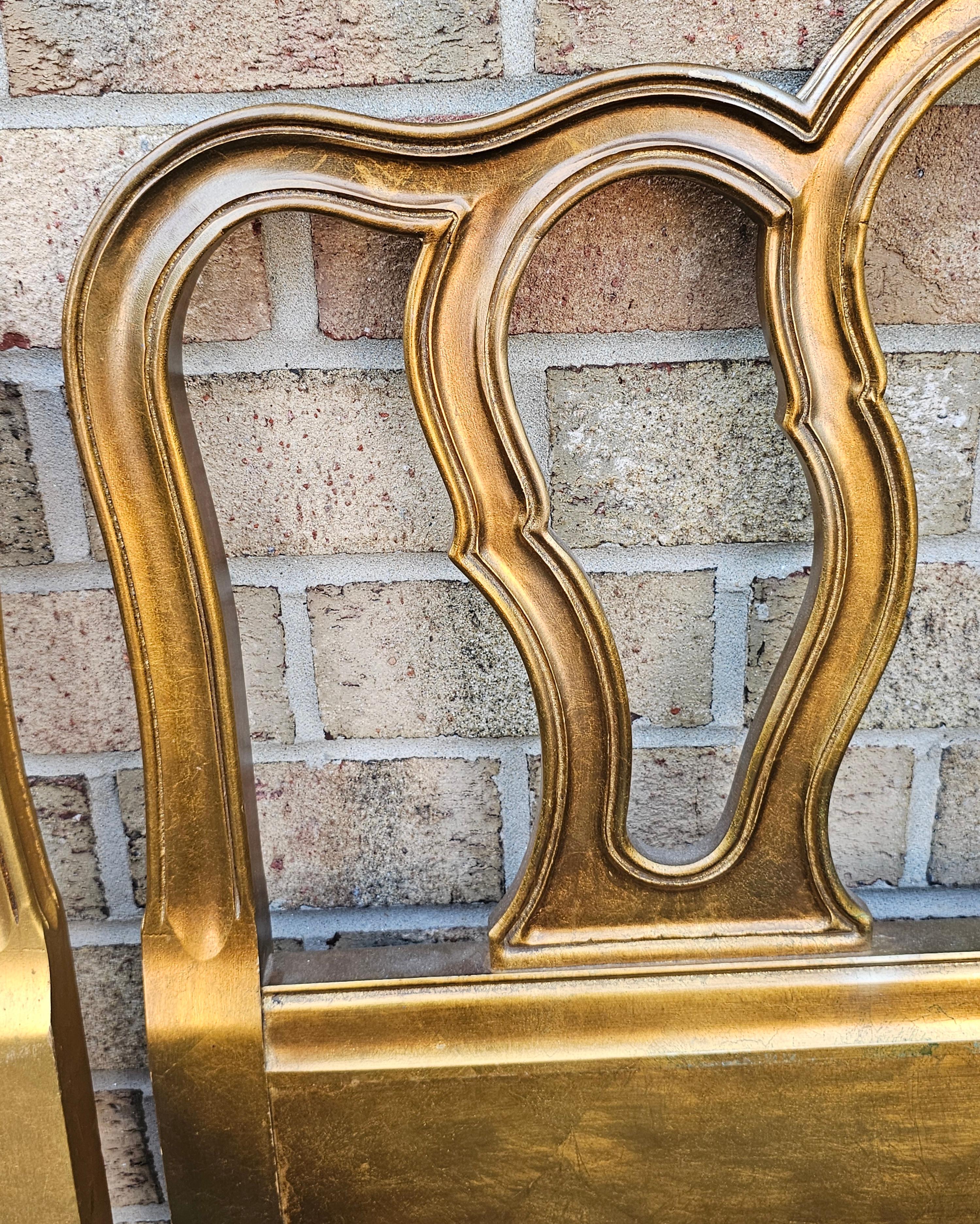 Near Pair Drexel Mid Century Provincial Style Giltwood Twin Size Headboards im Zustand „Gut“ im Angebot in Germantown, MD