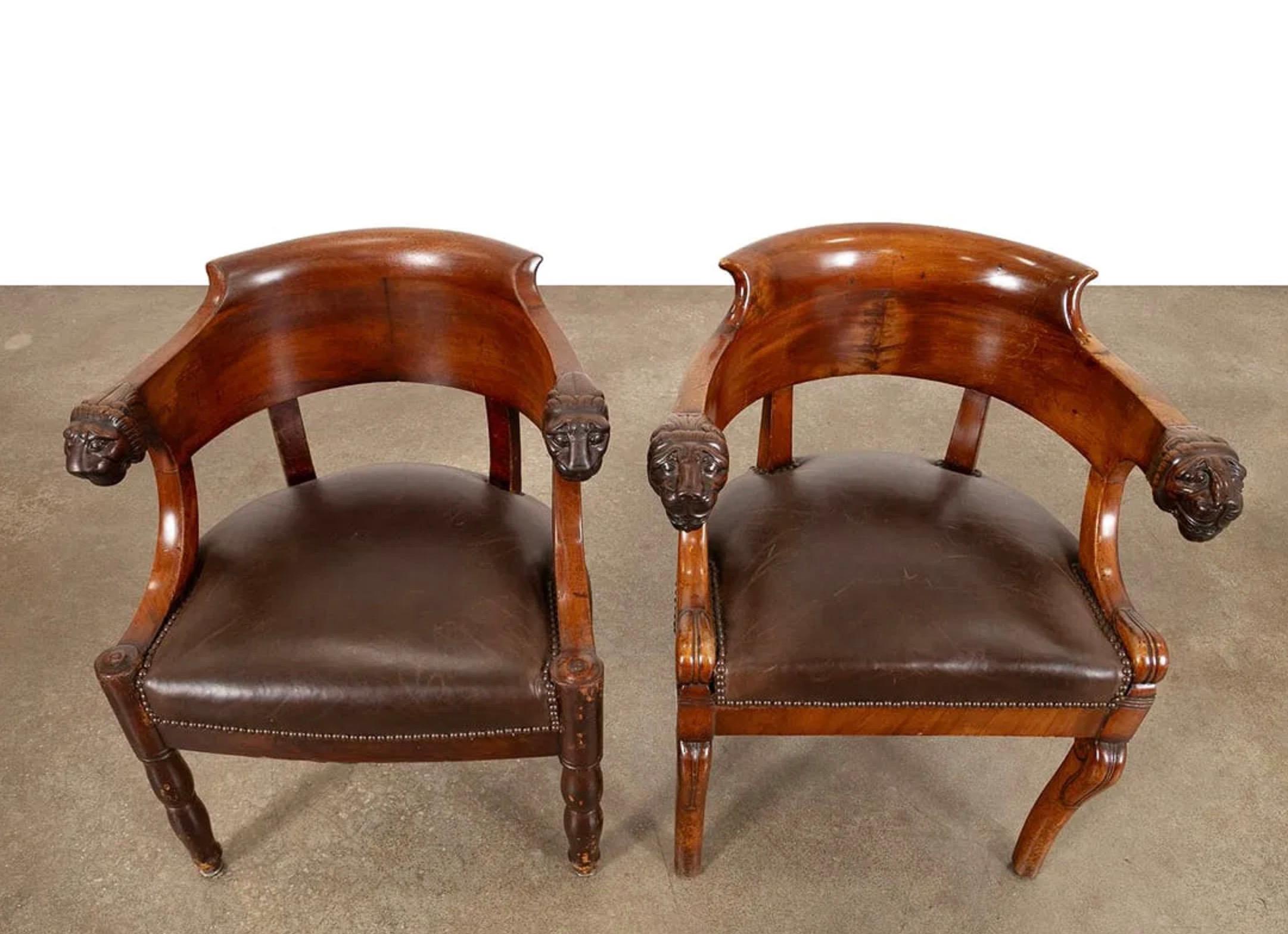 Mogano Coppia di Fauteuil de Bureau in mogano Impero, inizio XIX secolo in vendita