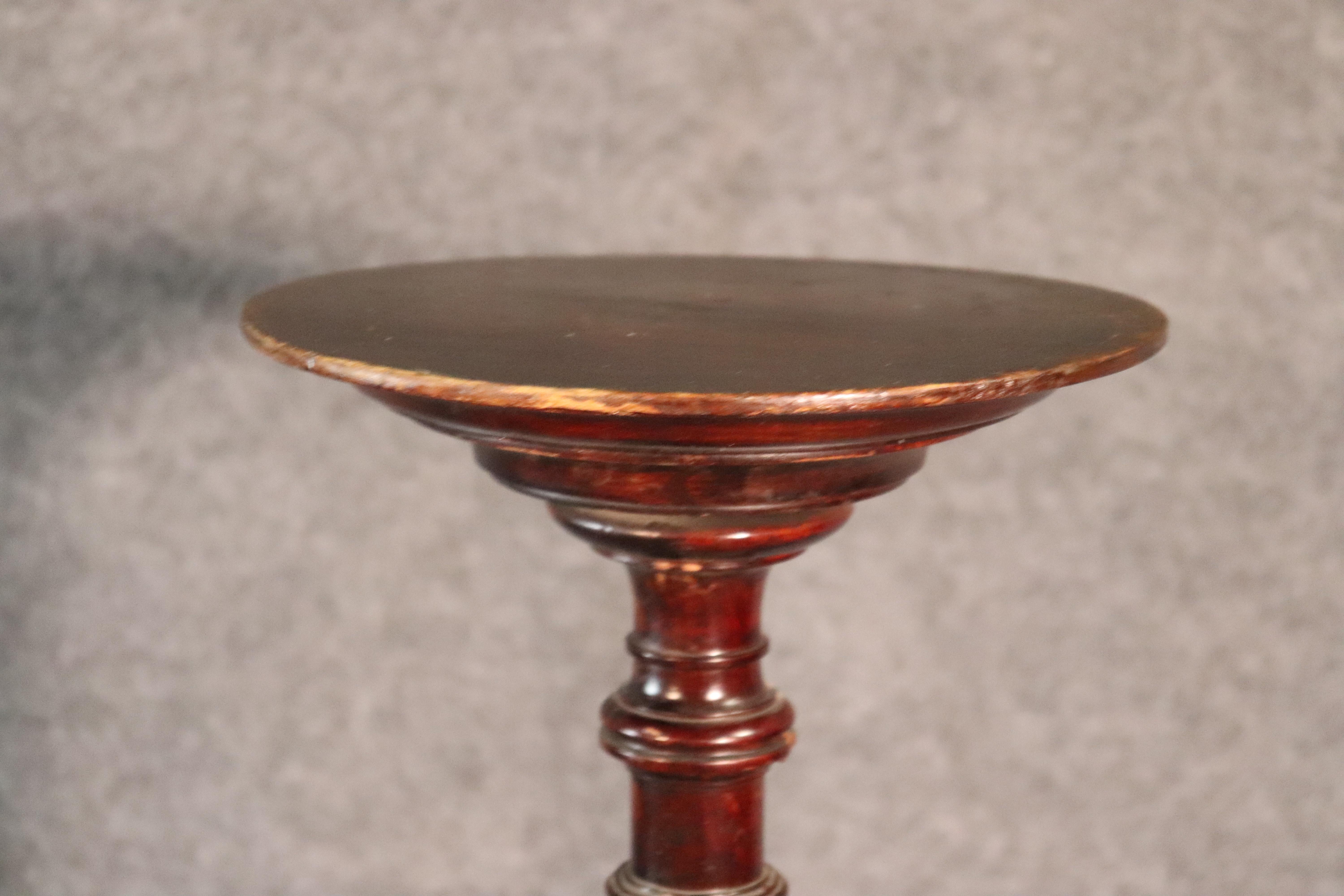 Mid-19th Century Near Pair, English Carved Mahogany Georgian Fluted Claw Foot Candle Stands