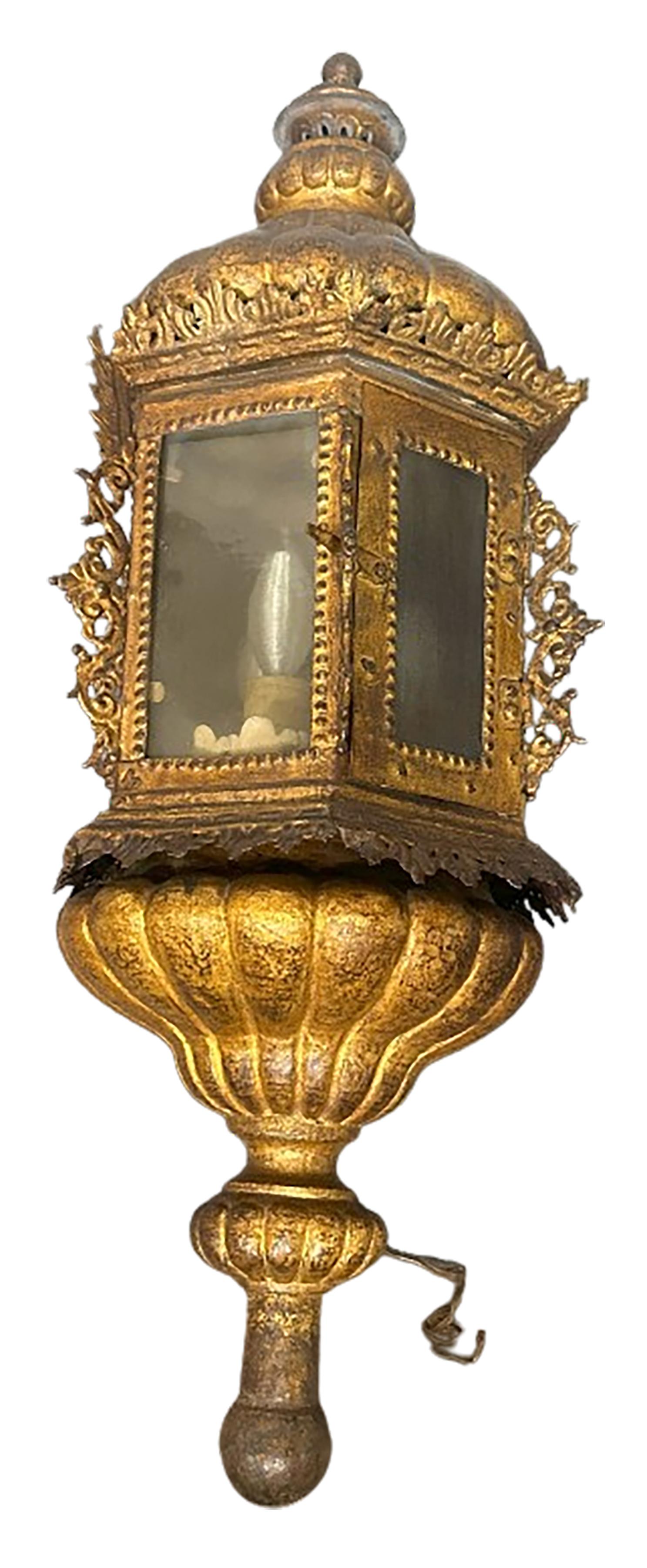 Near Pair of 17th - 18th Century Electrified Venetian Gilt Metal Lantern Sconces For Sale 7