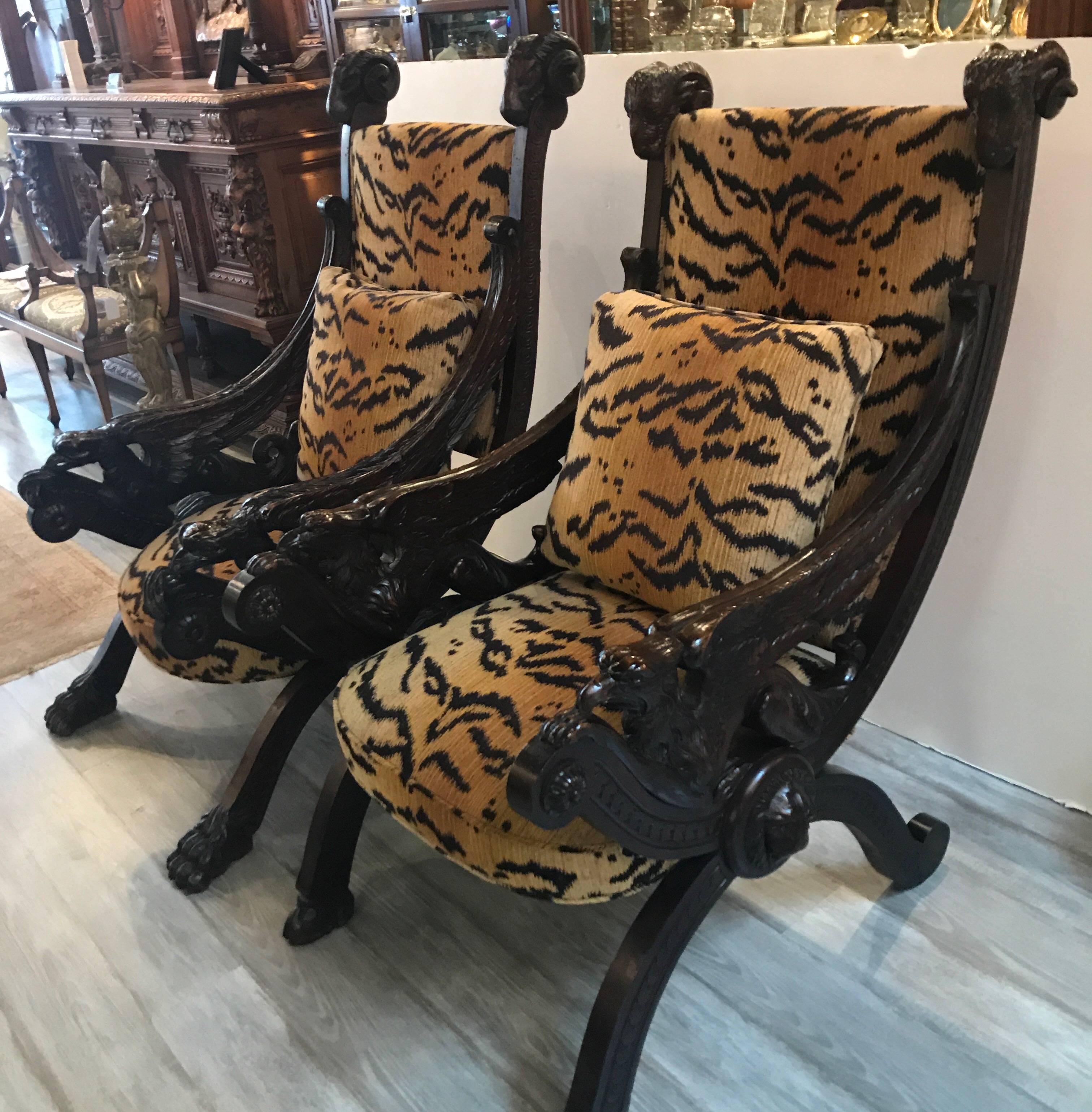 Near Pair of 19th Century Heavily Carved Italian Renaissance Style Throne Chairs 2