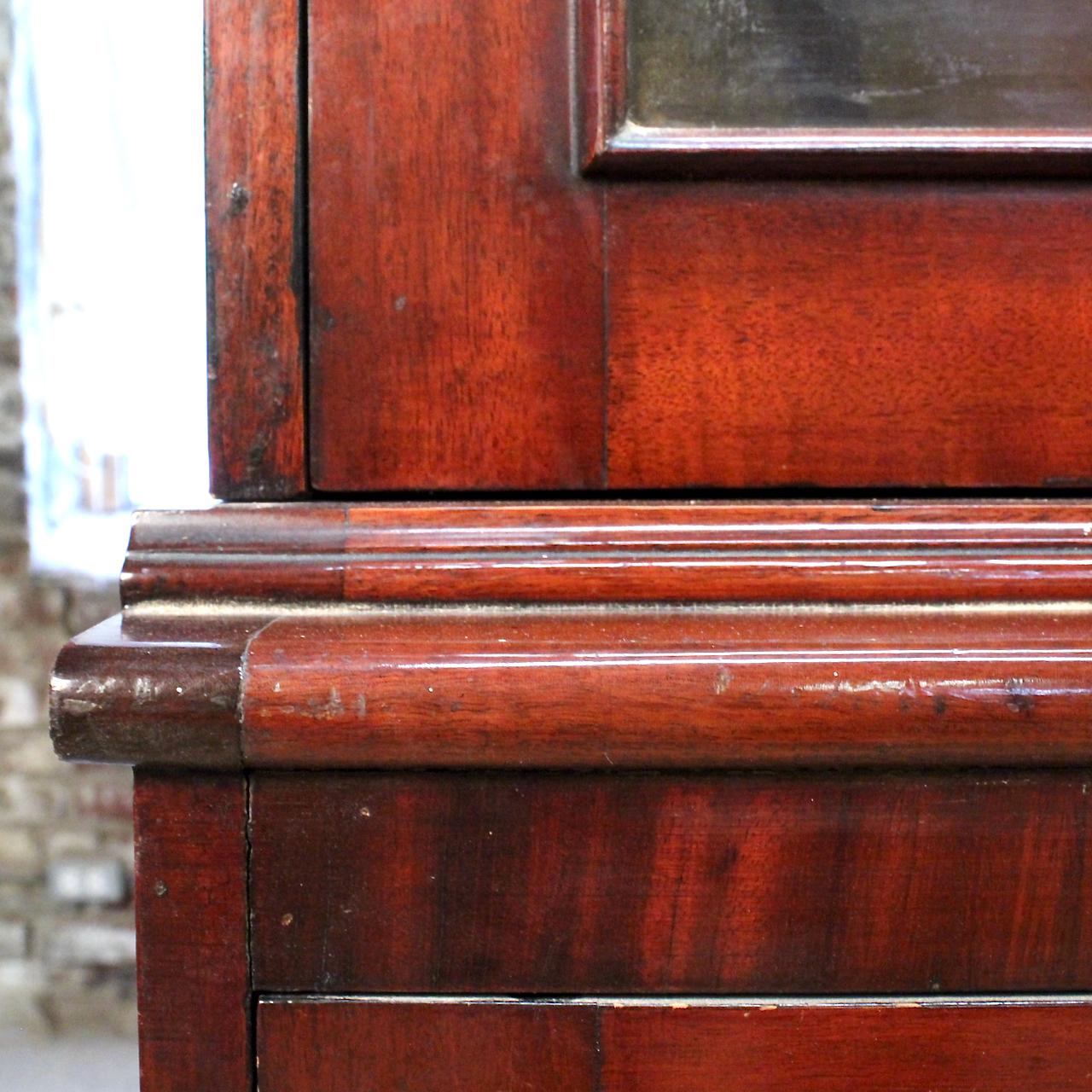 Near Pair of 9' Georgian Style Mütter Museum Mahogany Library Display Cabinets 10