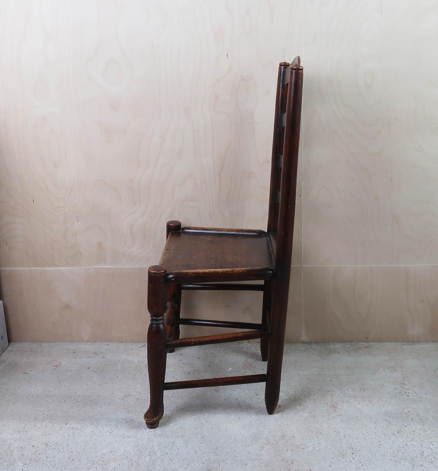 Near Pair of Antique Welsh Country Ladder back Chairs. C.1800 For Sale 2