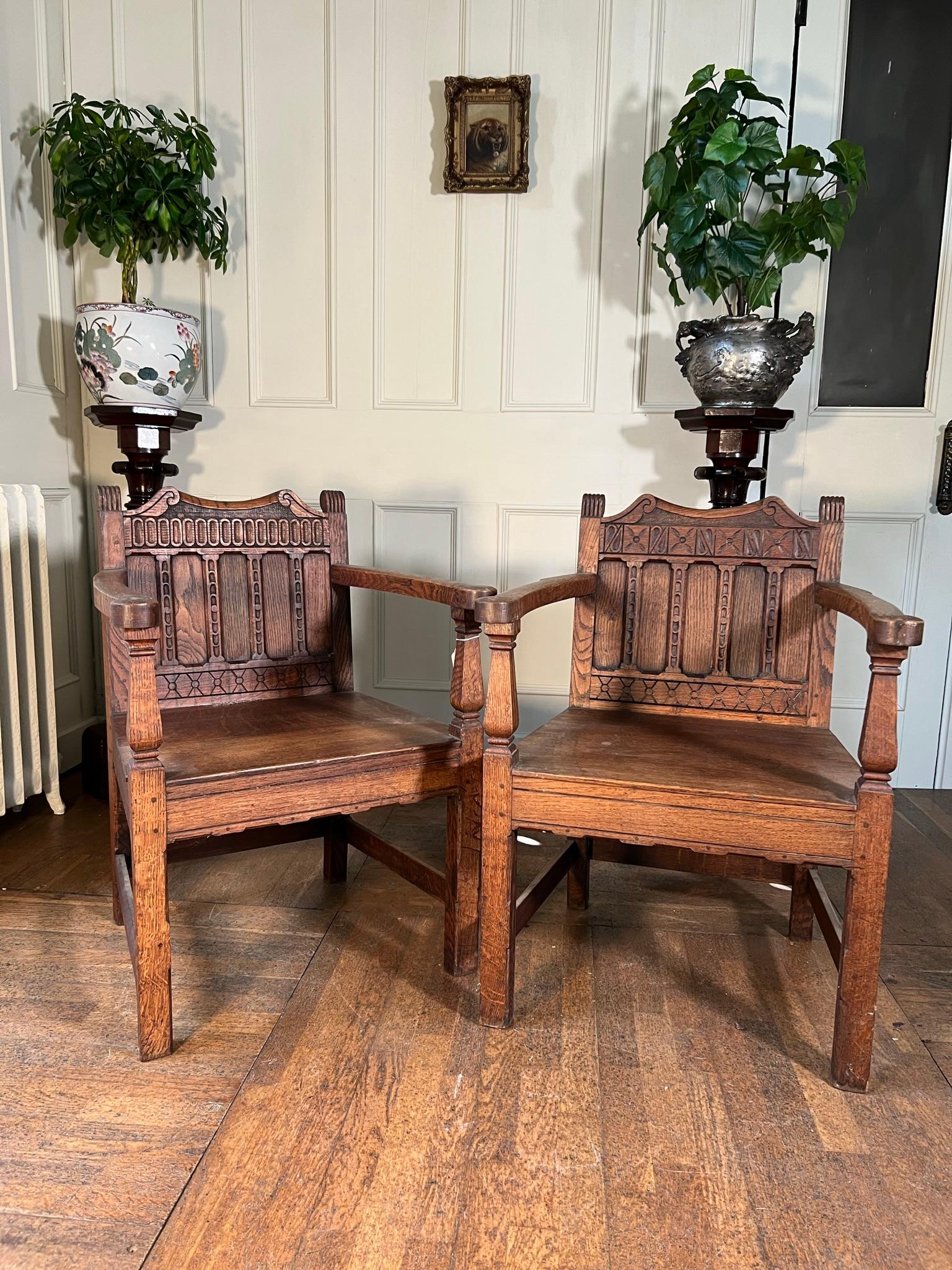 Near Pair of Early 20th Century Oak Hall Chairs For Sale 2