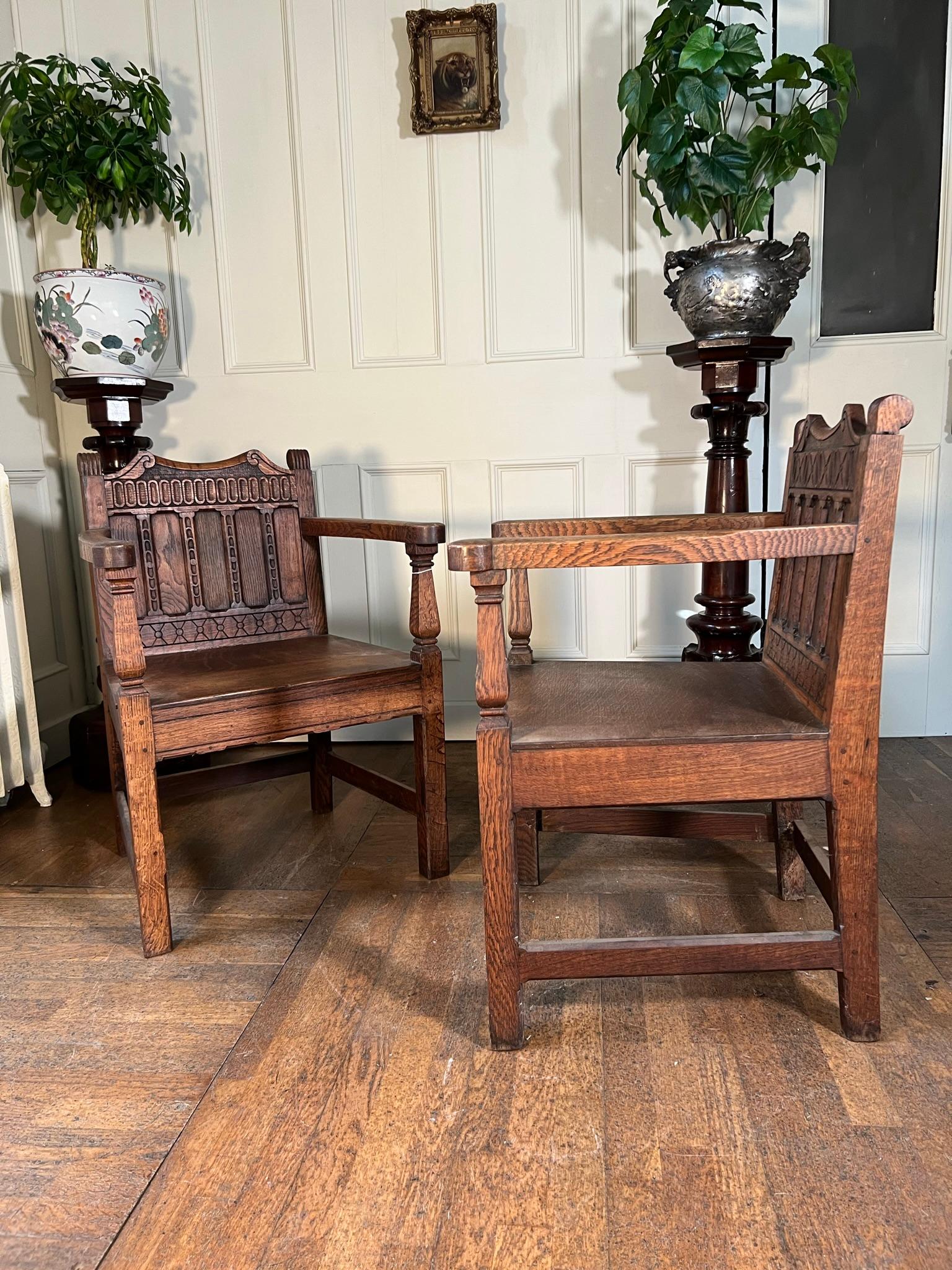 Near Pair of Early 20th Century Oak Hall Chairs For Sale 3