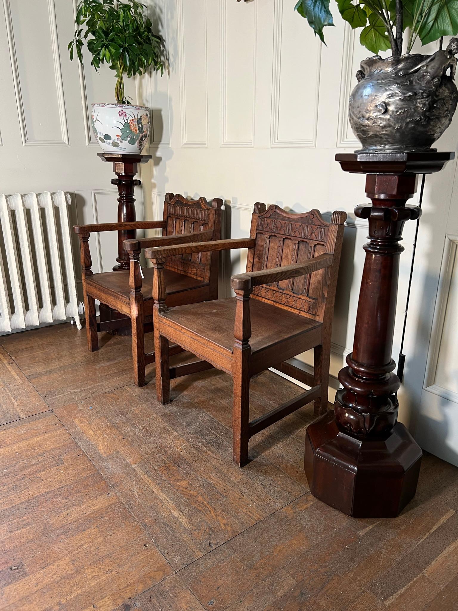 Near Pair of Early 20th Century Oak Hall Chairs For Sale 4