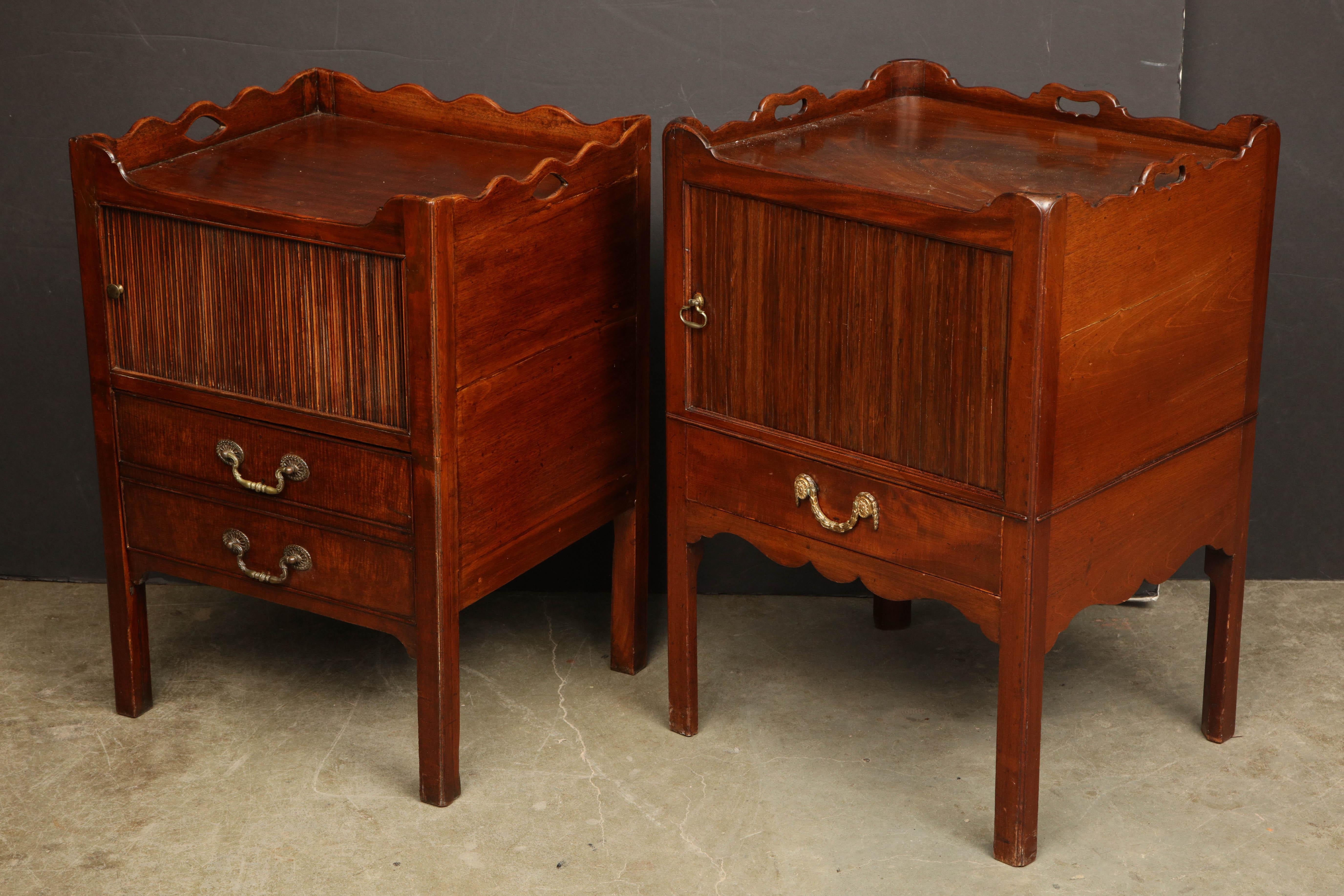 Near Pair of George III Bedside Commodes For Sale 2