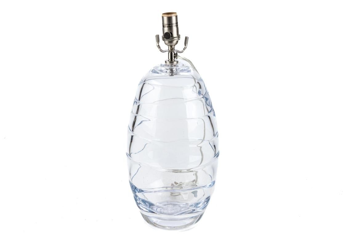 Near Pair Of Simon Pearce Crystal Hand Blown Table Lamps In Good Condition For Sale In Bridgeport, CT
