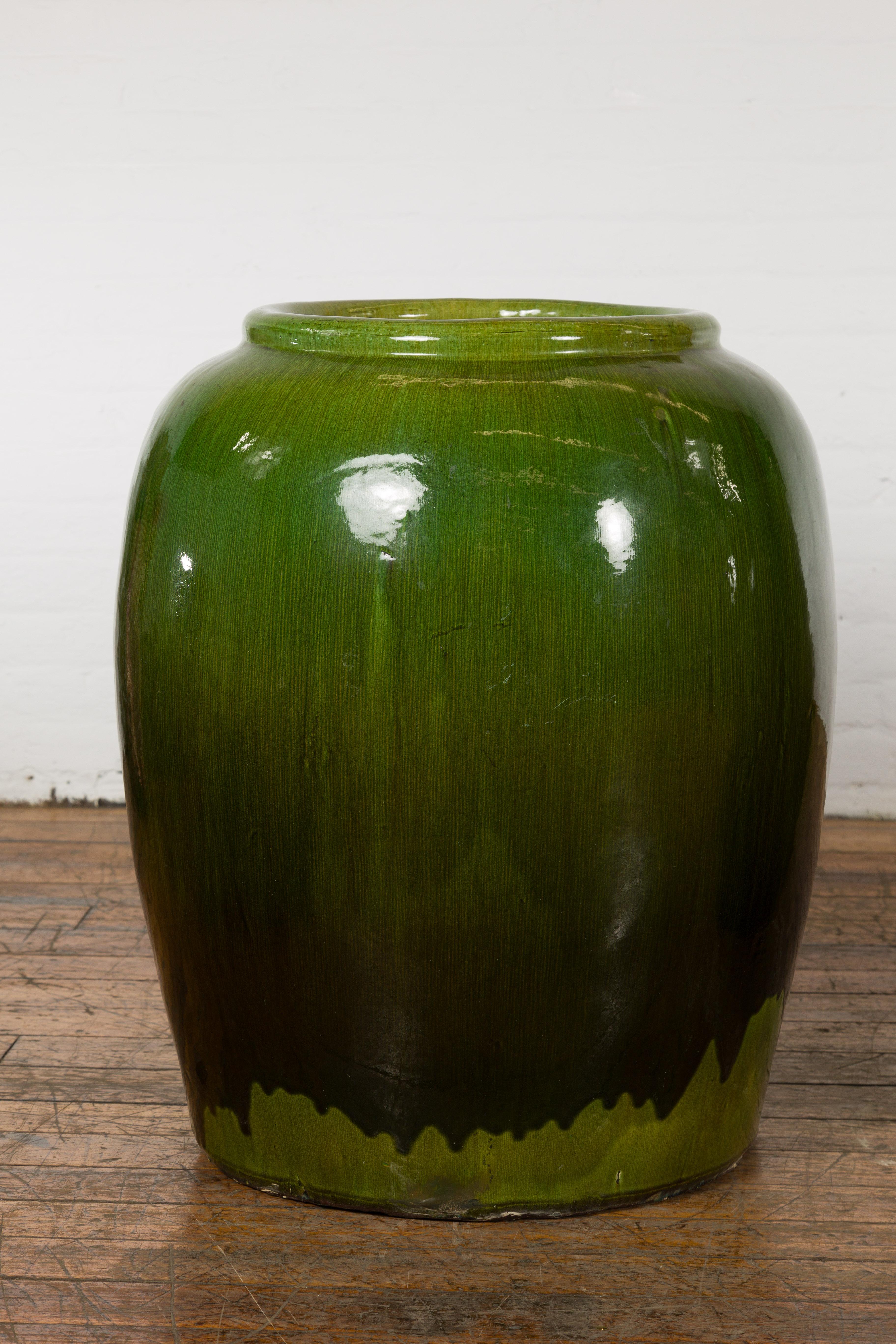 Near Pair of Tall Chinese Vintage Round Green Glazed Ceramic Water Jars In Good Condition In Yonkers, NY