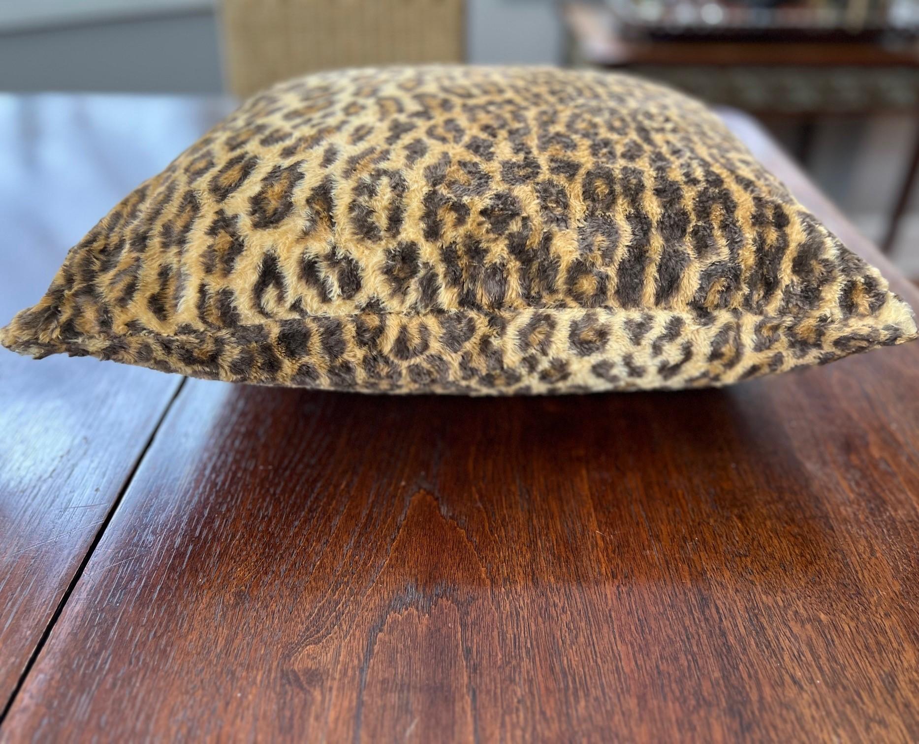 Near Pair of Vintage Square Ralph Lauren Leopard Print Faux Fur Pillows In Good Condition In Morristown, NJ