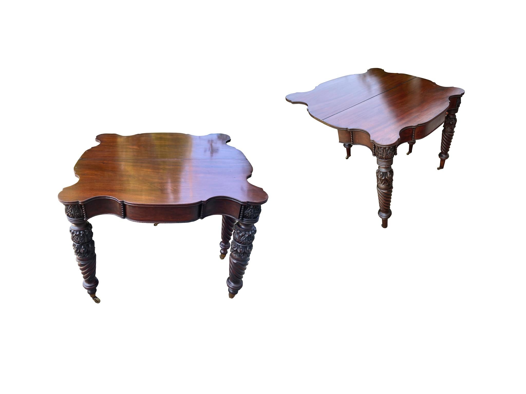 Near-Pair Set of American Federal Card Tables For Sale 2