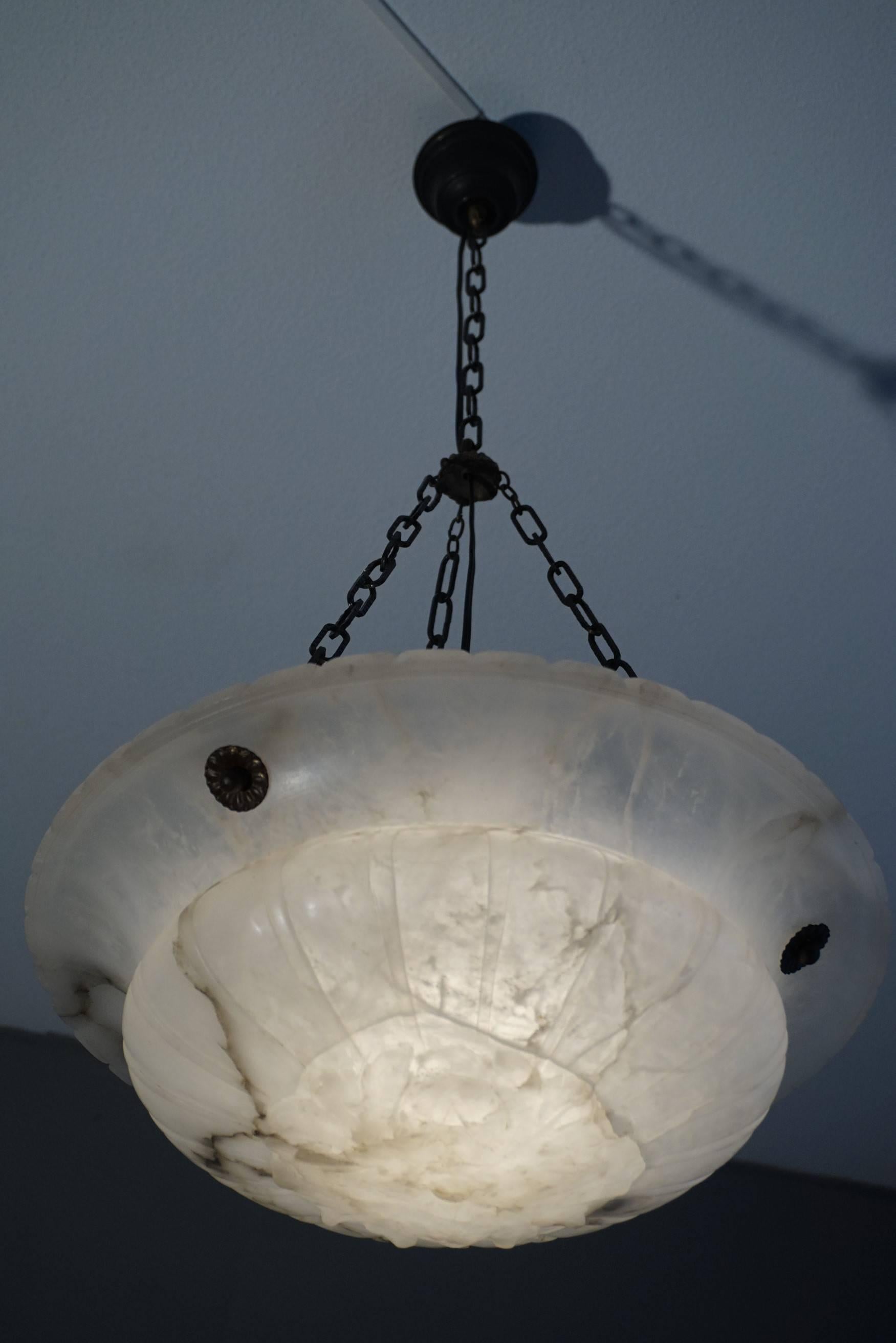 Near Translucent White Neoclassical Alabaster & Chain Pendant / Ceiling Lamp For Sale 4