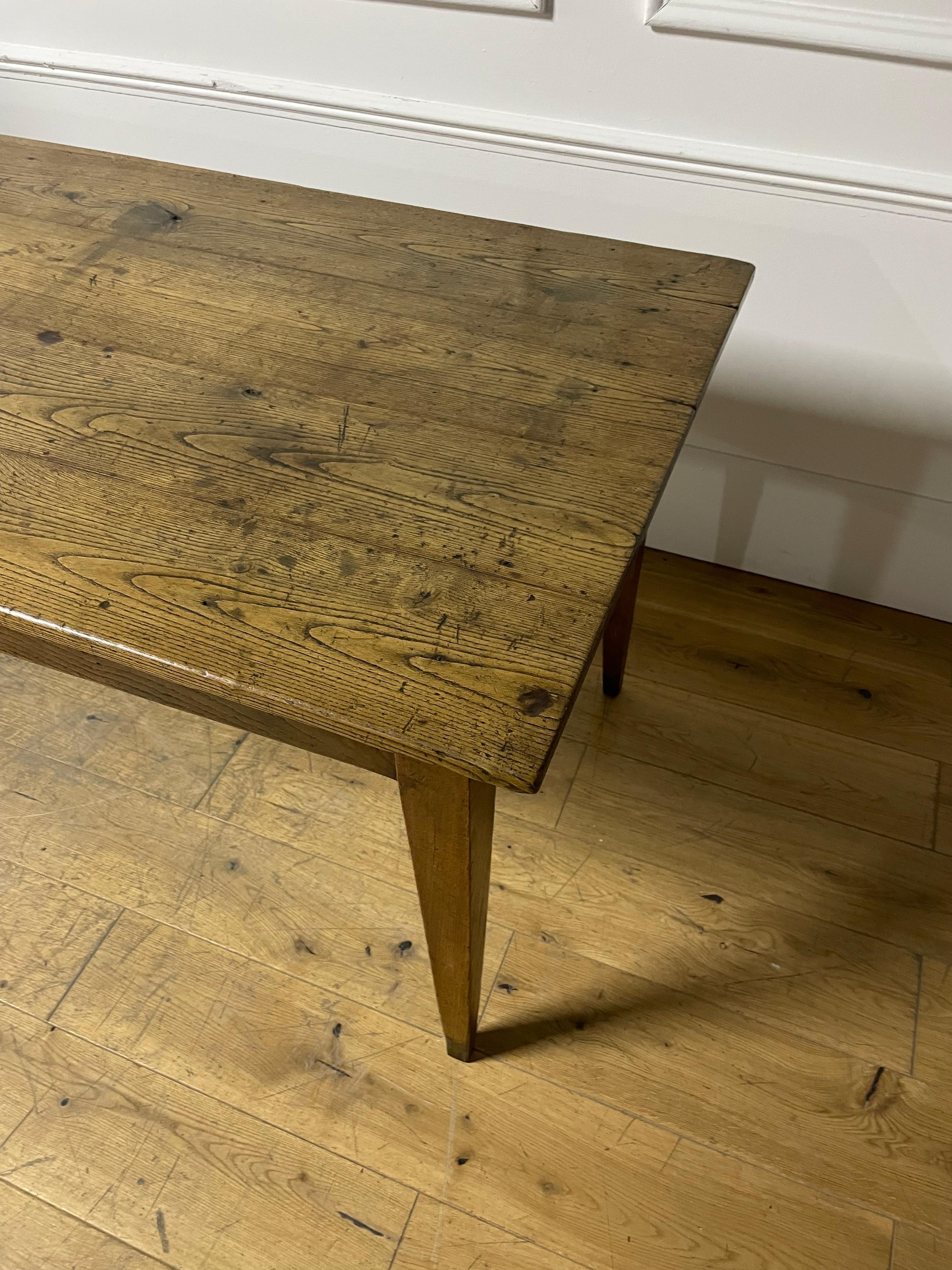 Table de ferme en châtaignier de 1,8 mètres de long en vente 2