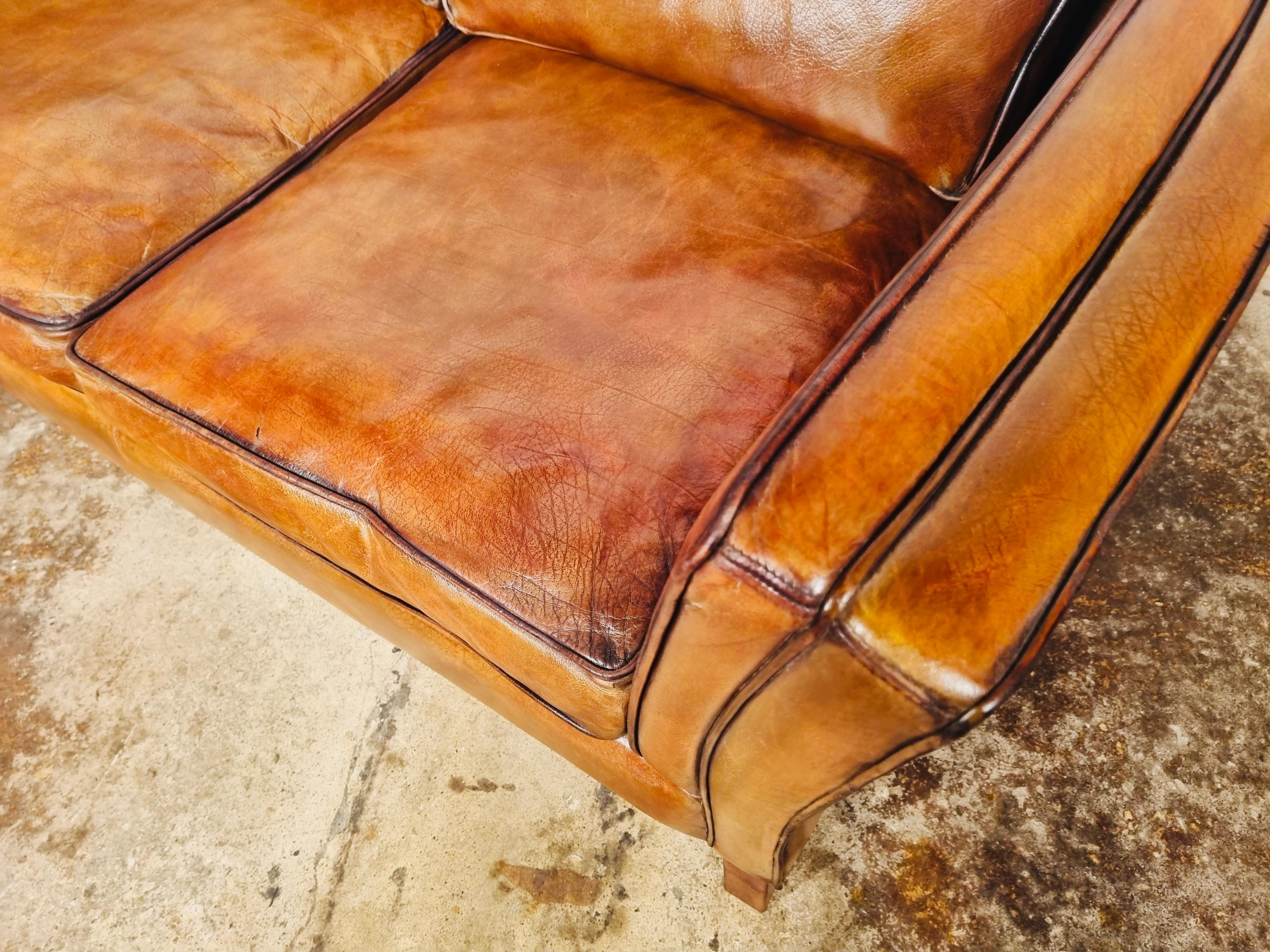 Neat Vintage Danish 70s Patinated Light Tan Two Seater Leather Sofa #679 In Good Condition For Sale In Lewes, GB