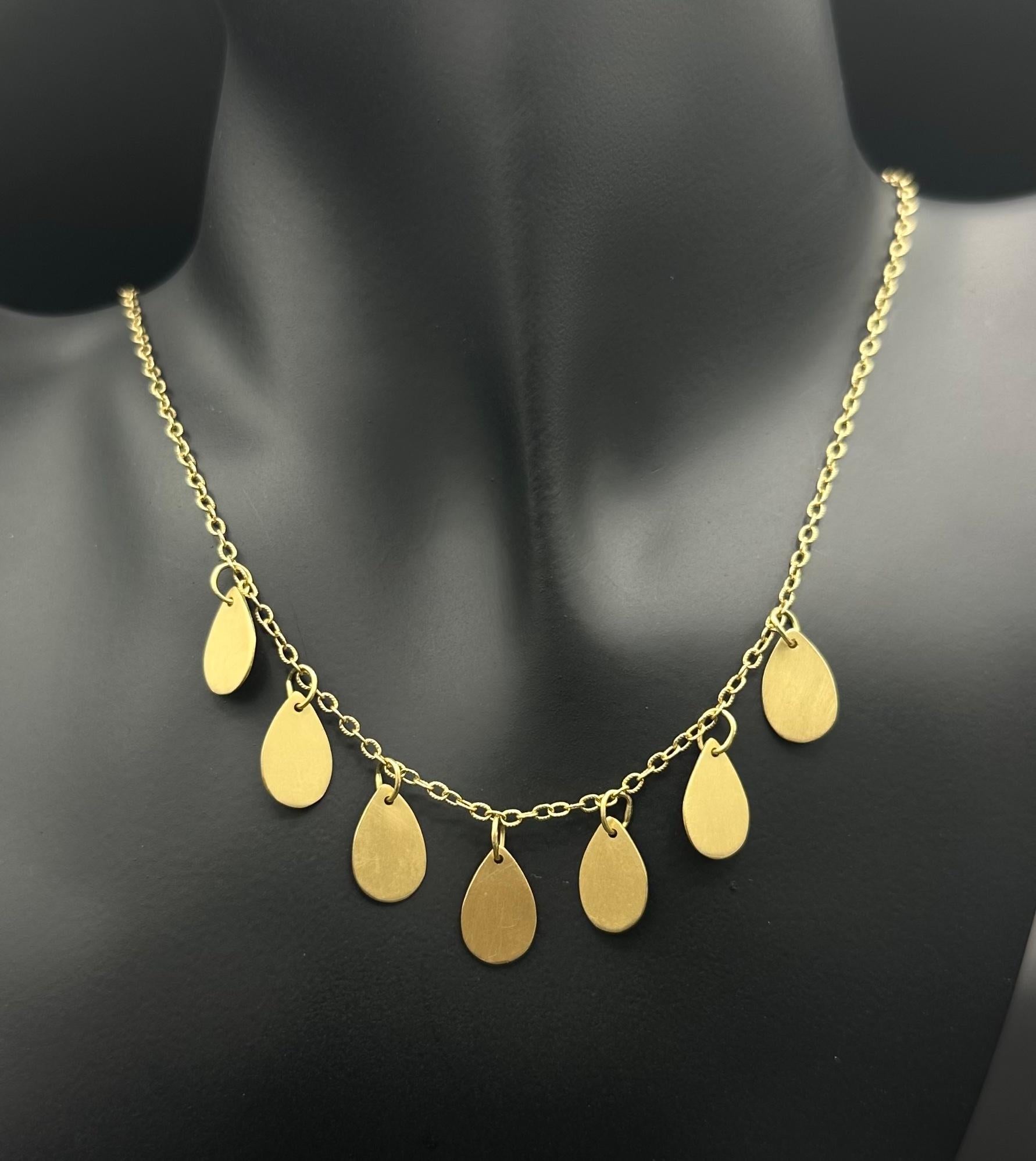 Nebu neckalce in vendita 1