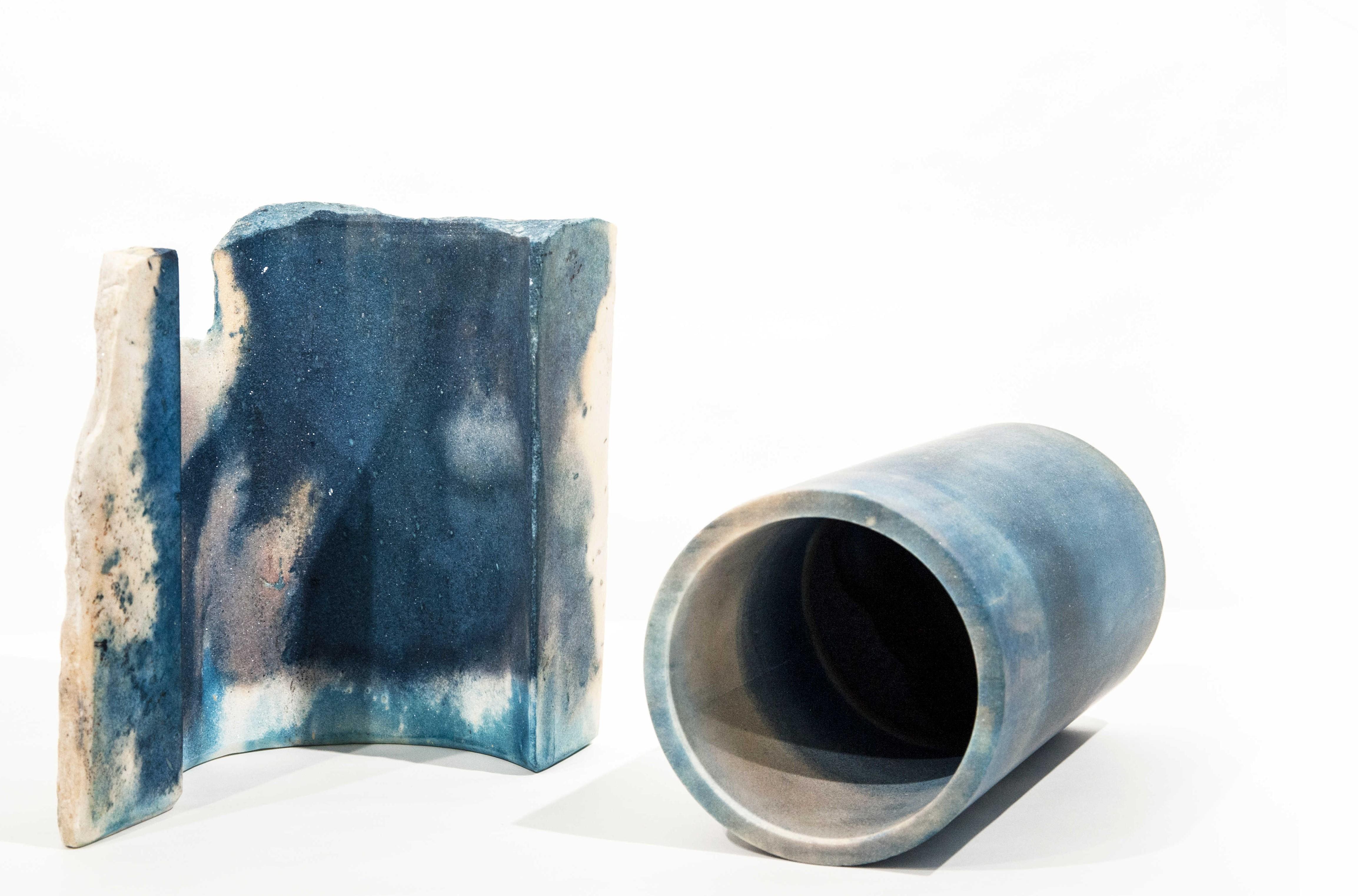 Wohndeko-Vase aus Palissandro-Marmor + Cyanotypie von nebula Teti im Angebot 1