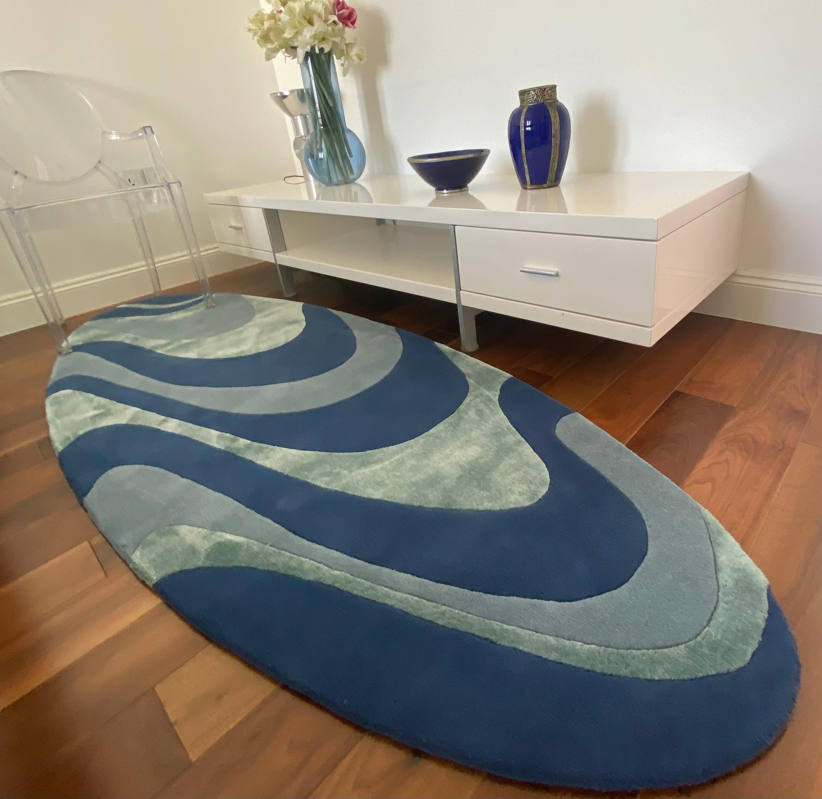 Indian Rug Necessity Wool Carpet blue oval wavy modern hand tufted turquoise water calm For Sale