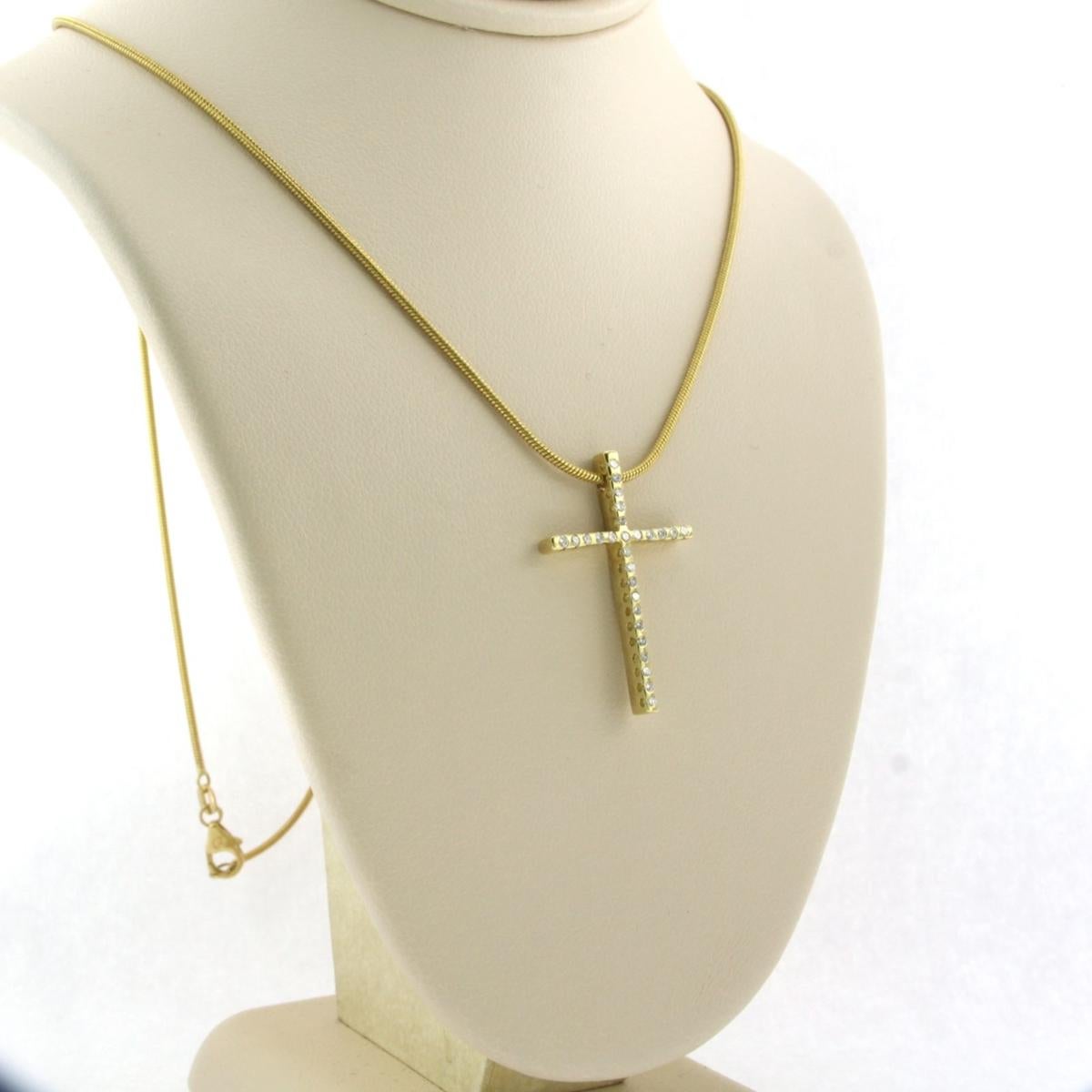 Brilliant Cut Neckalce and pendant set with diamonds 14k yellow gold  For Sale