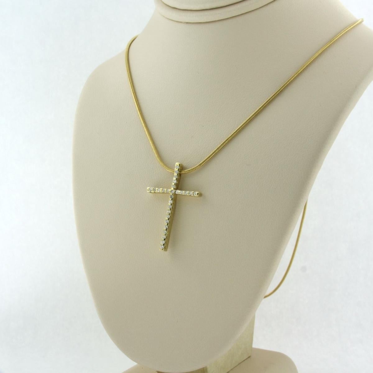 Moderne Collier et pendentif avec diamants taille brillant jusqu'à 0,27ct or jaune 14k en vente