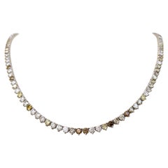 Necklace - 14 kt. White gold - 12.55ct. tw. Diamond (Natural coloured) - IGI Necklace - 14 kt. White gold - 12.55ct. tw. Diamond (Natural coloured) - IGI