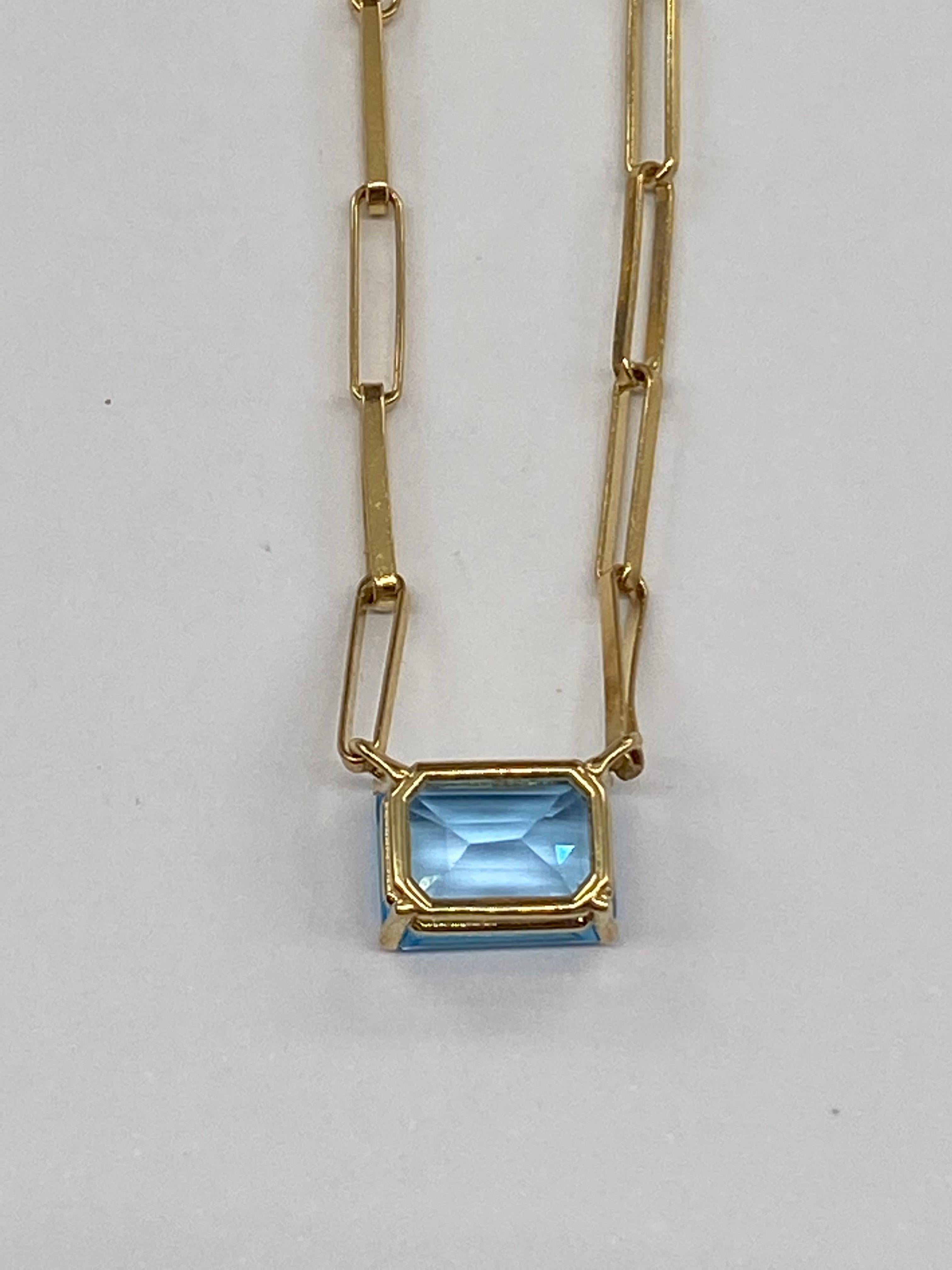 Straight Mech mit blauem Quarzschliff RPC Halskette Gelbgold 18 Karat  (Art déco) im Angebot