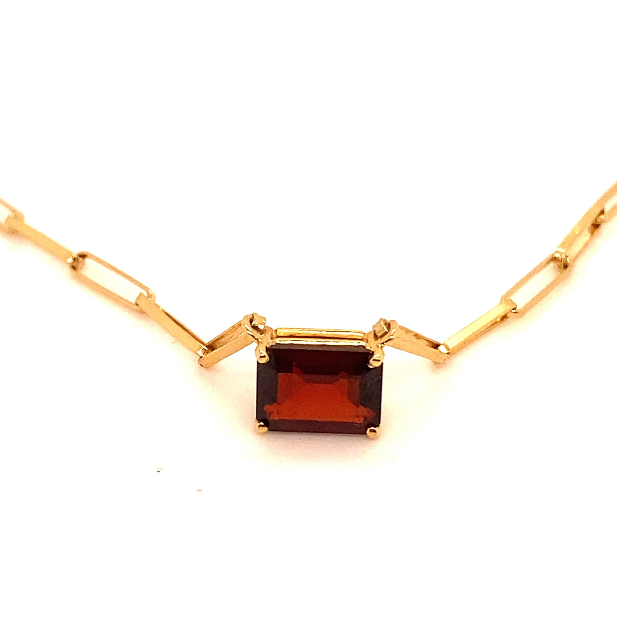 Straight Mech with Garnet size RPC Necklace Yellow Gold 18 Karat In New Condition For Sale In Vannes, FR