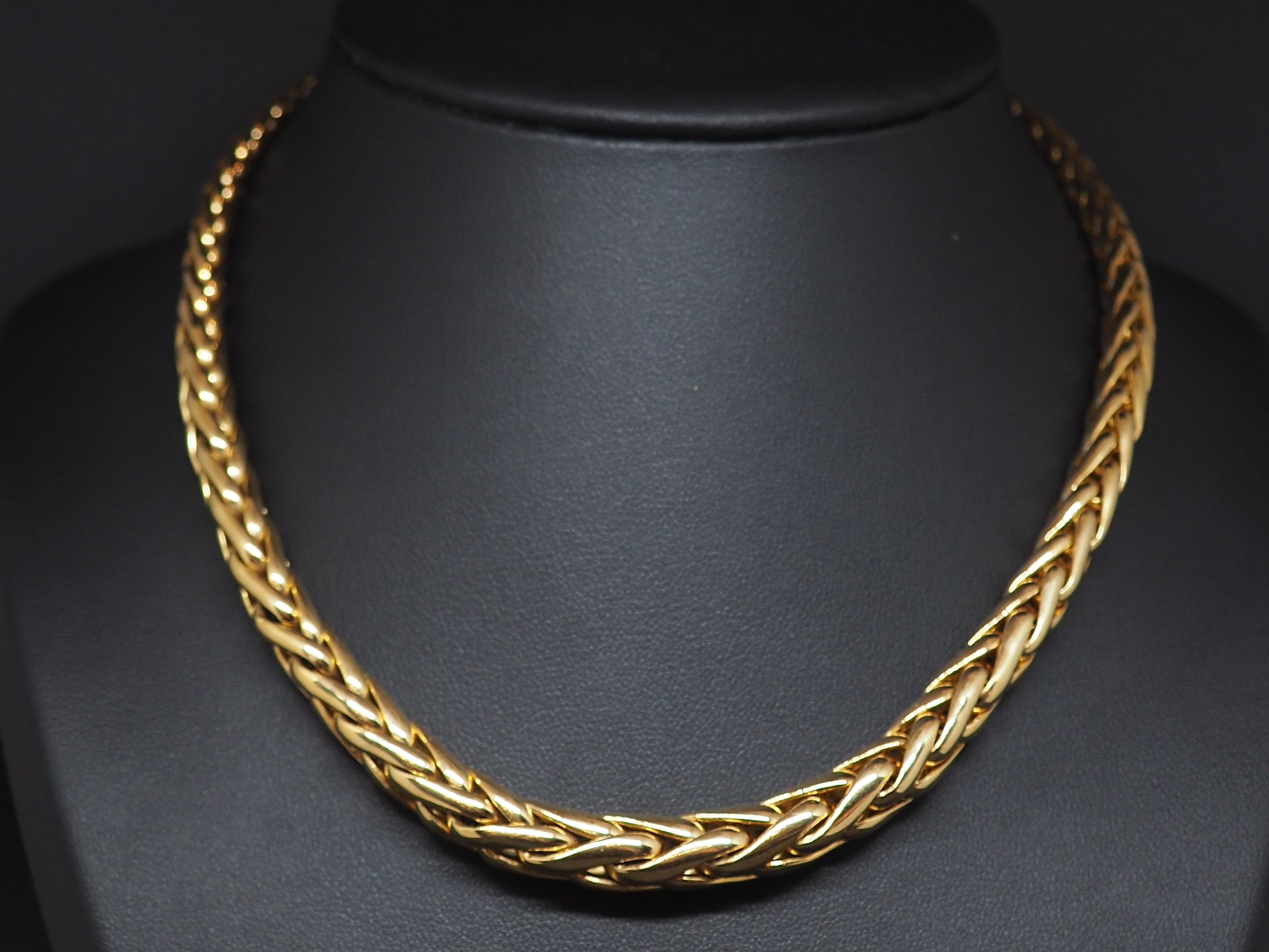 Classic 18 Karat Gold Chain Necklace For Sale 5