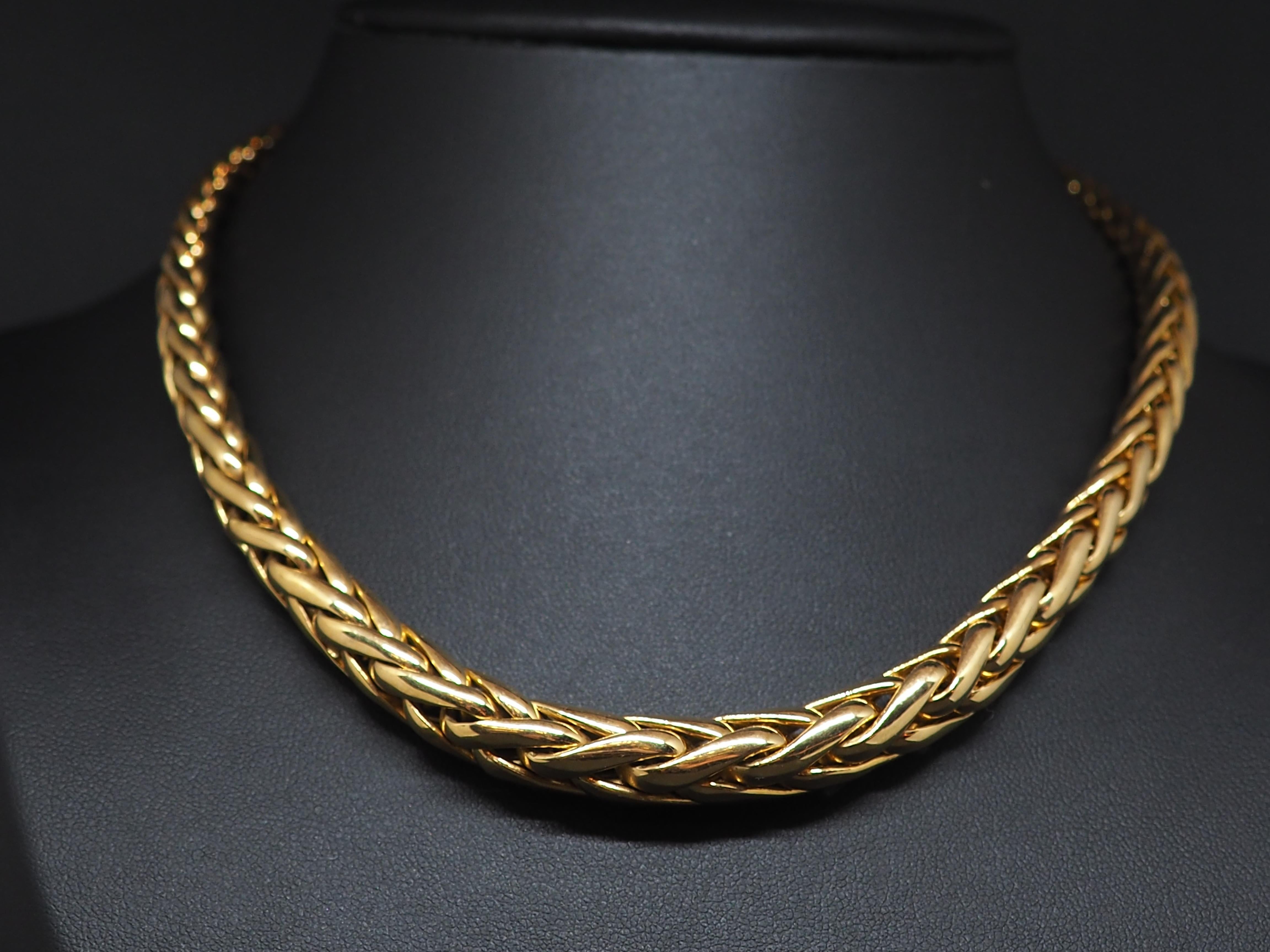 Classic 18 Karat Gold Chain Necklace For Sale 4
