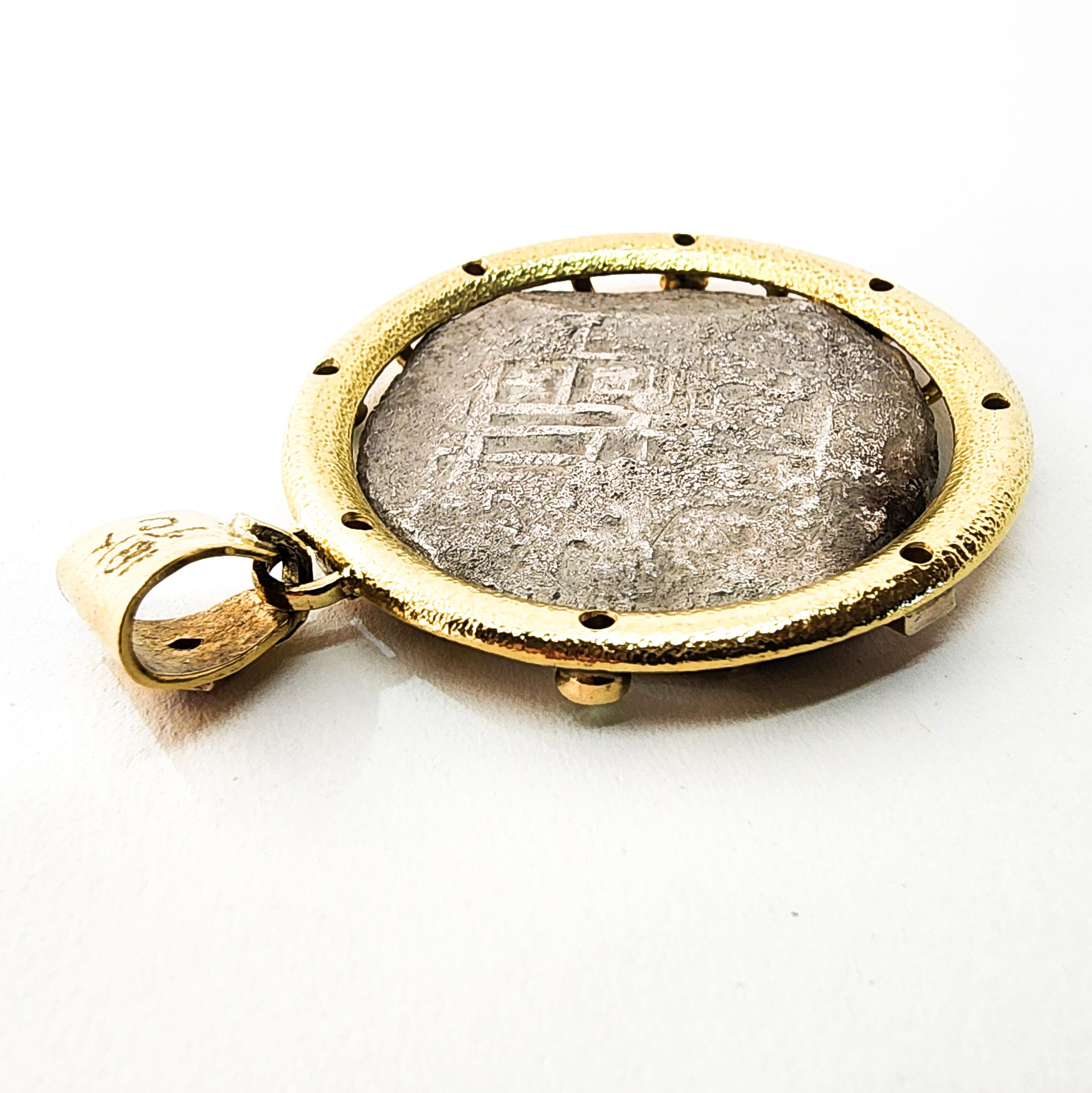 Collier en or jaune 18 carats Gems Da Gama Treasure certifié « Shipwreck Silver Coin »  en vente 6
