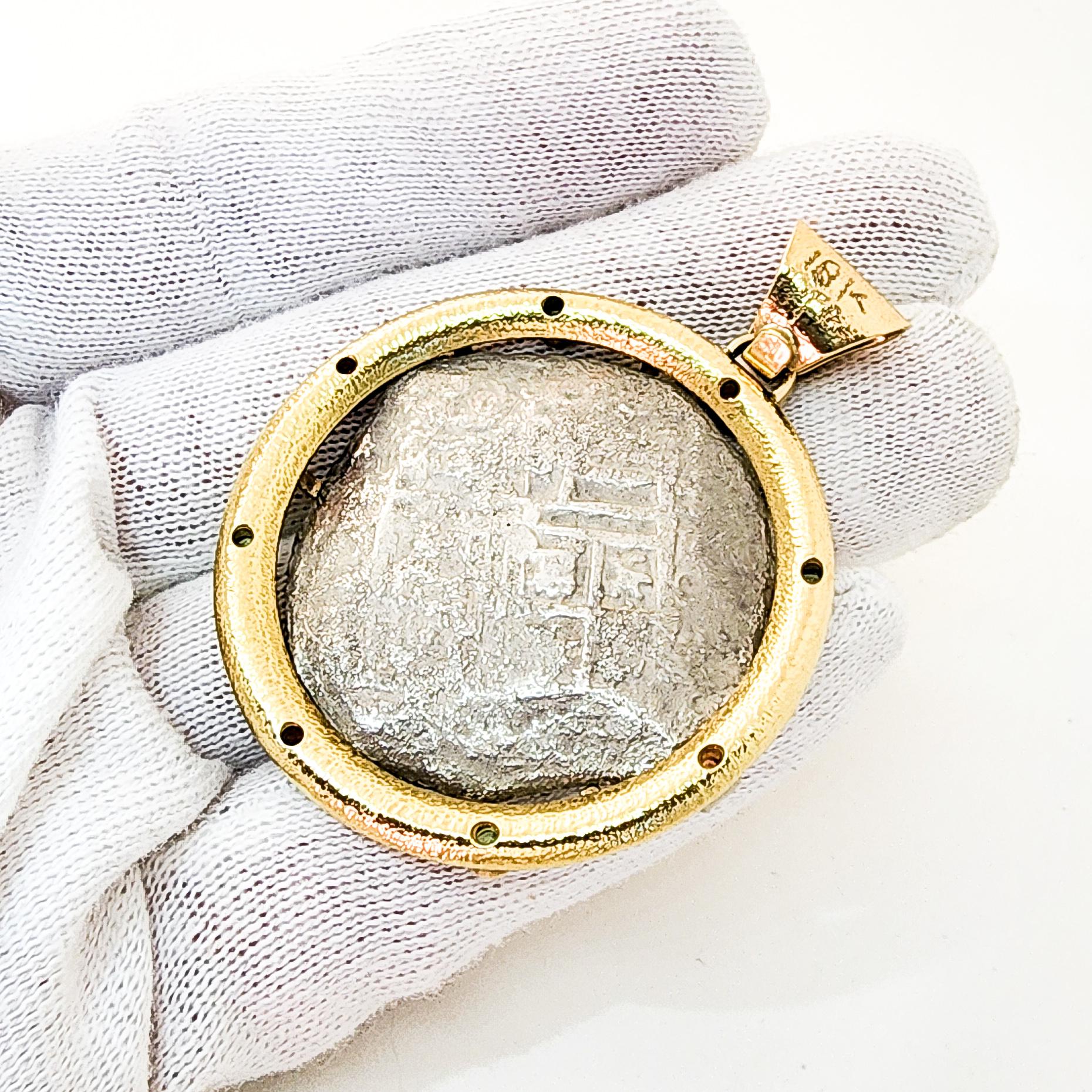 Collier en or jaune 18 carats Gems Da Gama Treasure certifié « Shipwreck Silver Coin »  en vente 11
