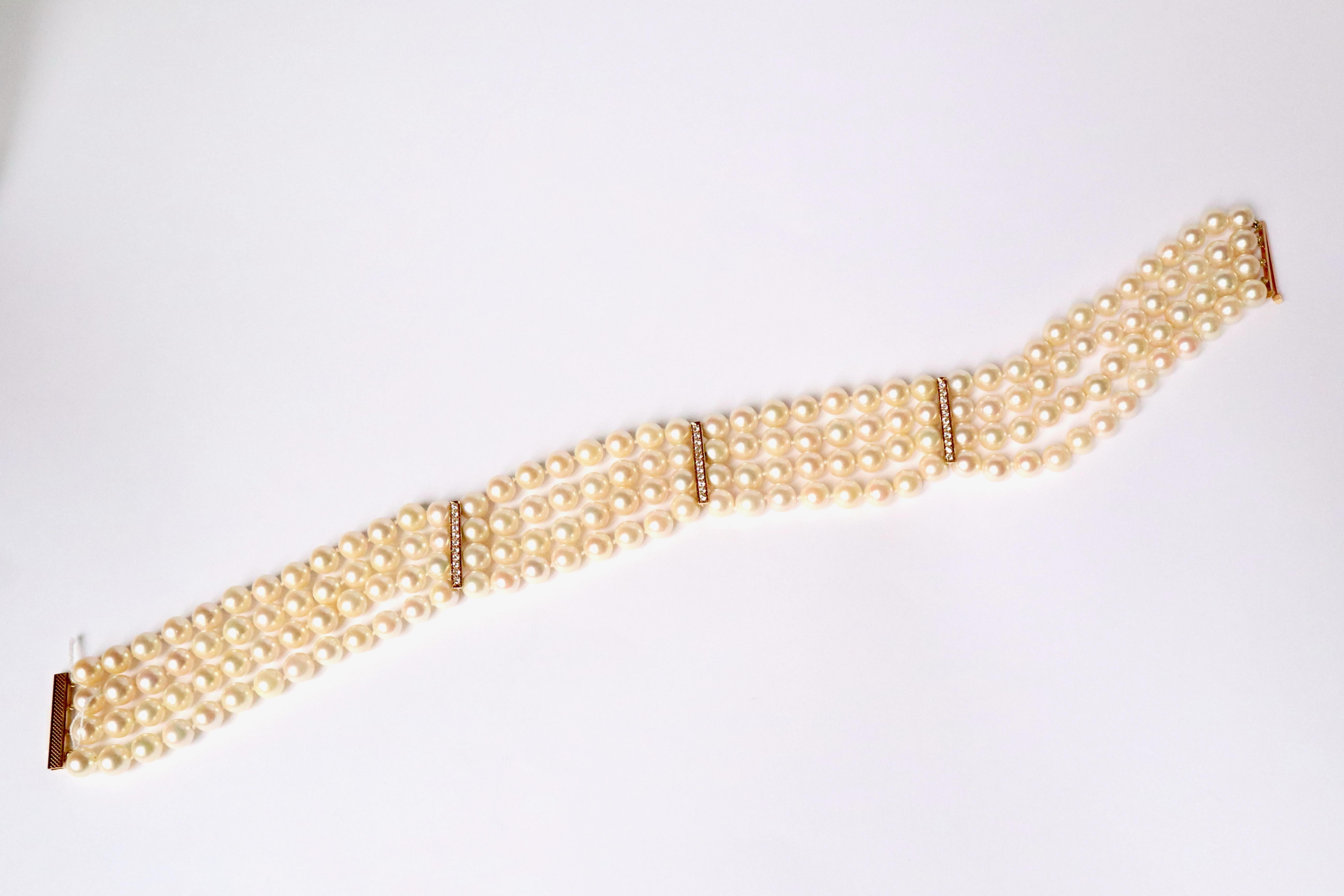 Collana 4 file di perle e oro giallo 18 carati, diamanti 1960 in vendita 2