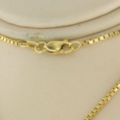 Necklace and oendant with coral 14k yellow gold 14.9 grams