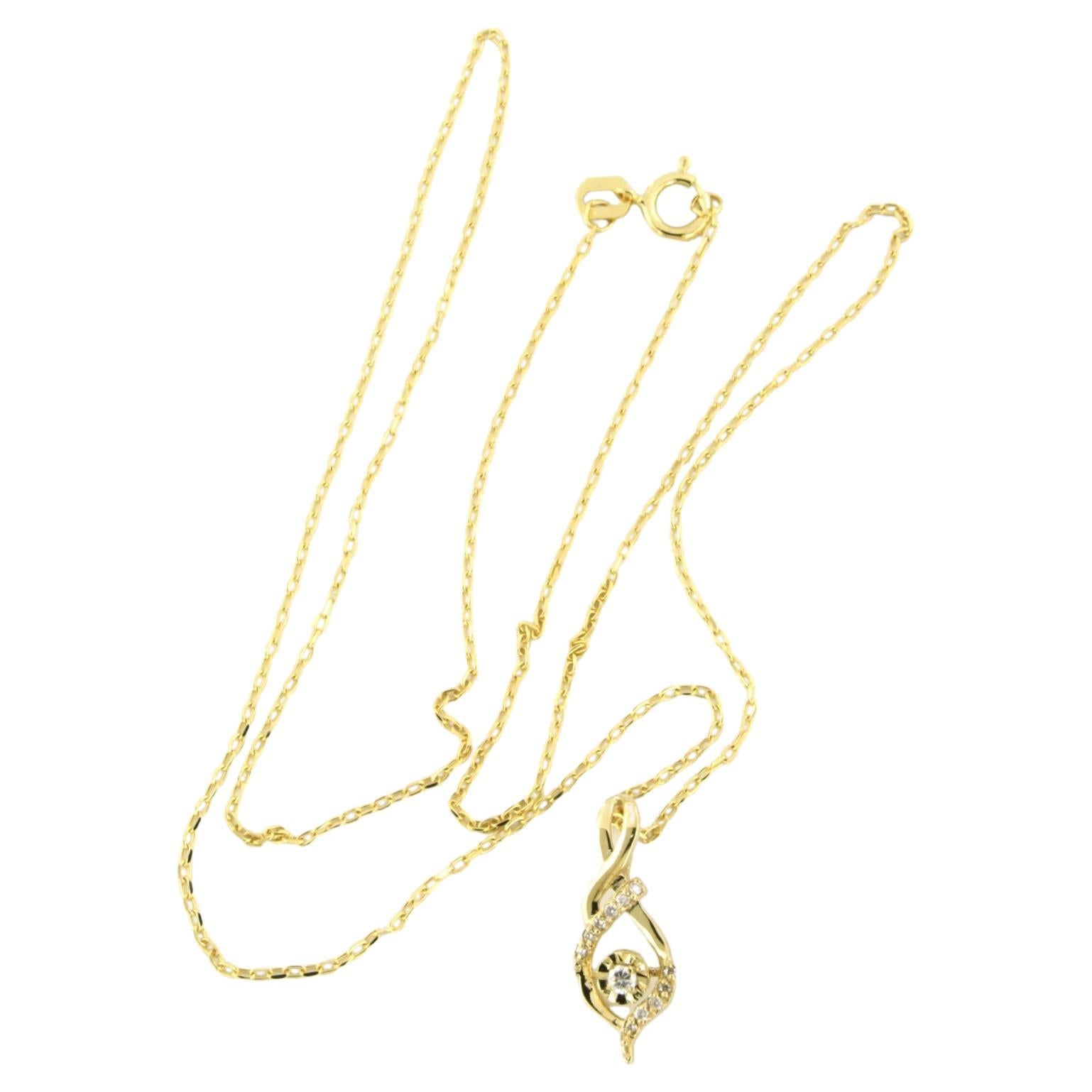 Collier et pendentif sertis de diamants taille brillant or jaune 14k