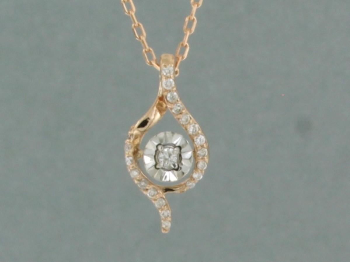 Halskette und Anhänger mit Diamanten in 14k bicolour Gold gefasst (Brillantschliff) im Angebot