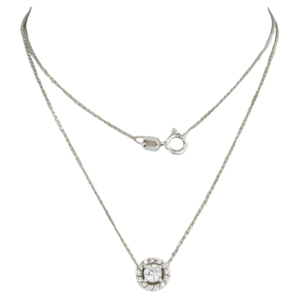 Collier et pendentif serti de diamants en or blanc 14 carats