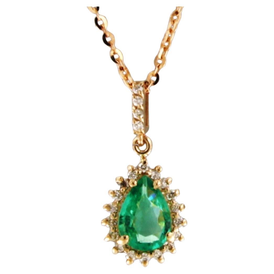 Necklace and pendant set with emerald and diamond 14k pink gold 45 cm long For Sale