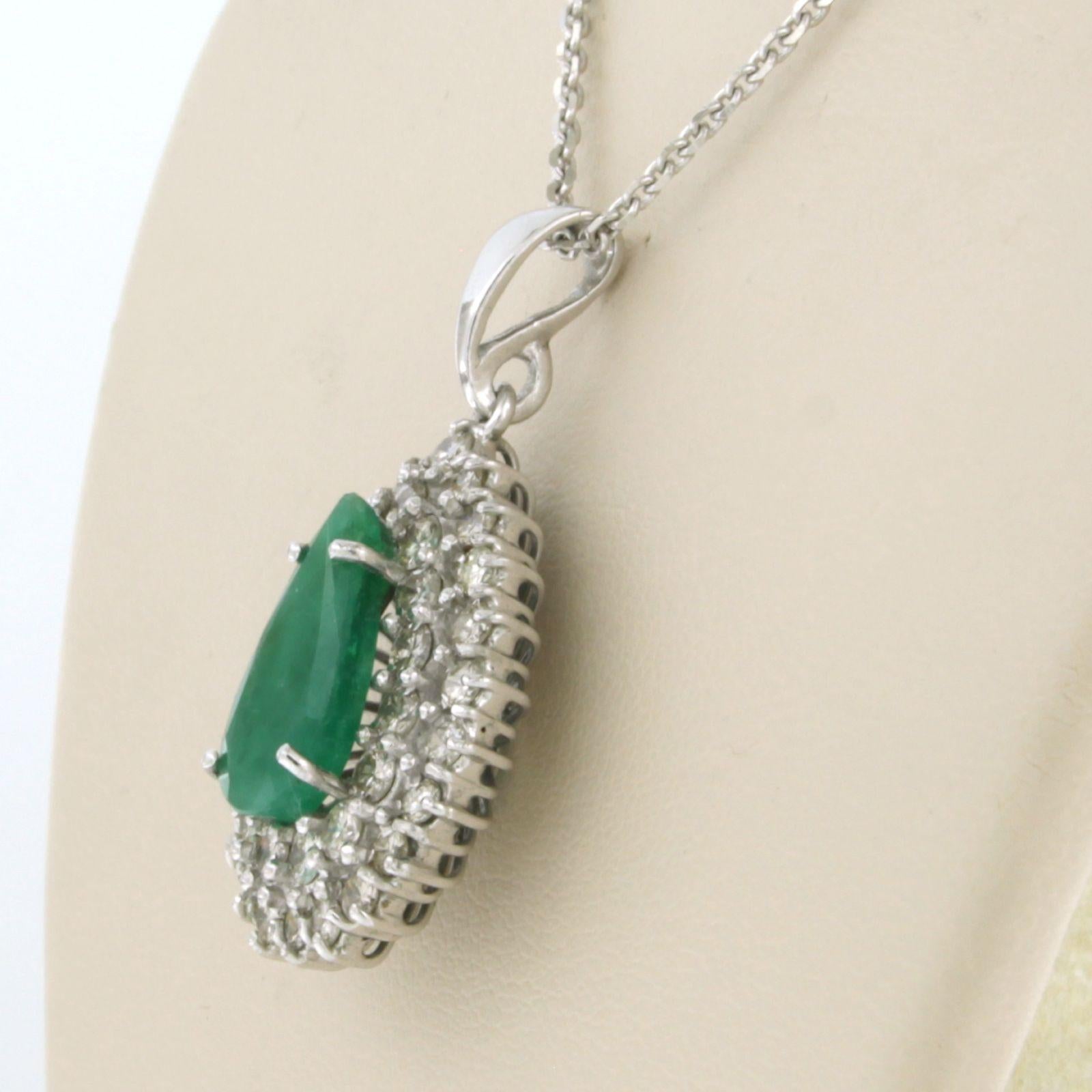 Women's Necklace and pendant set with emerald and diamond 14k white gold For Sale
