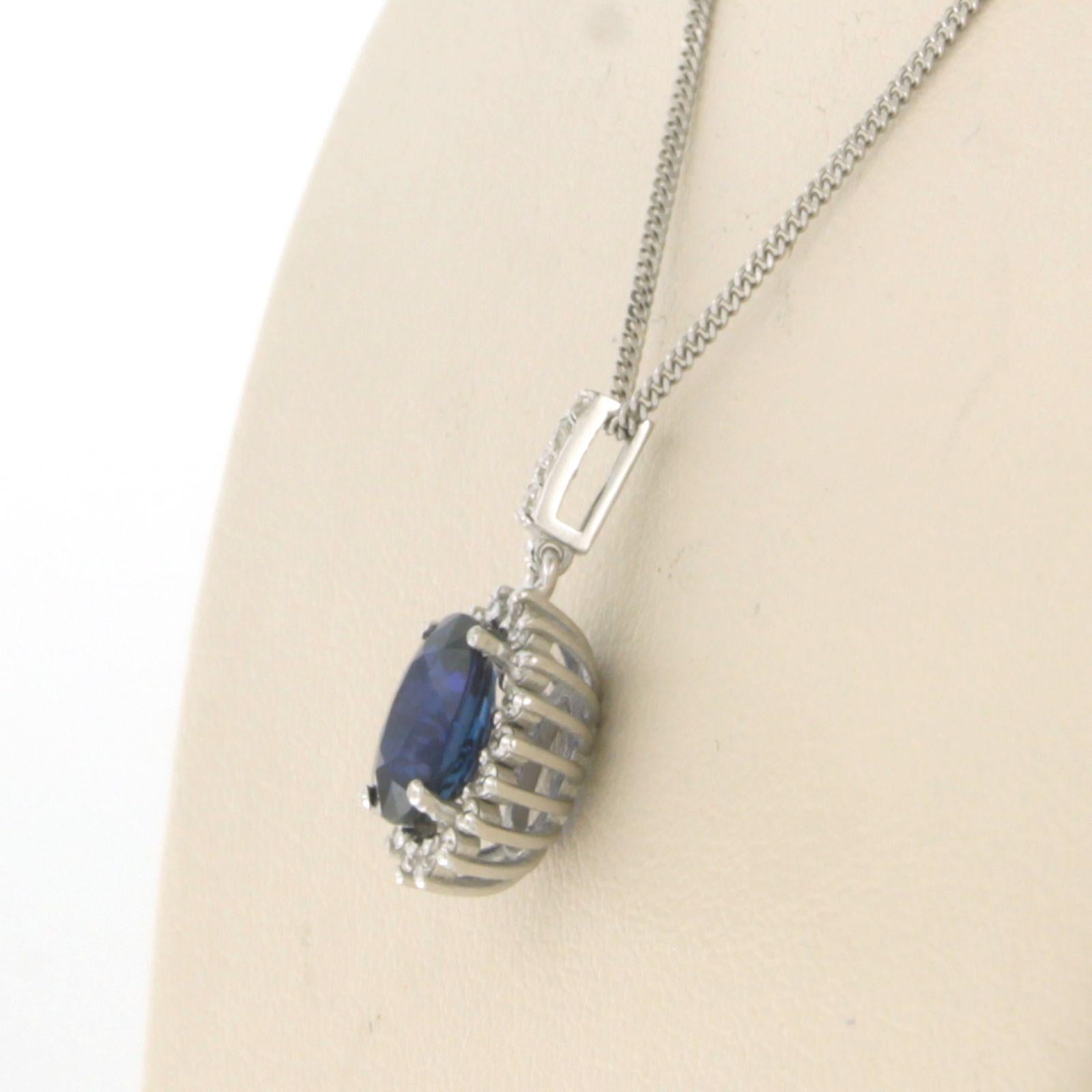 Women's Necklace and Pendant set with Sapphire and Diamonds 14k white gold